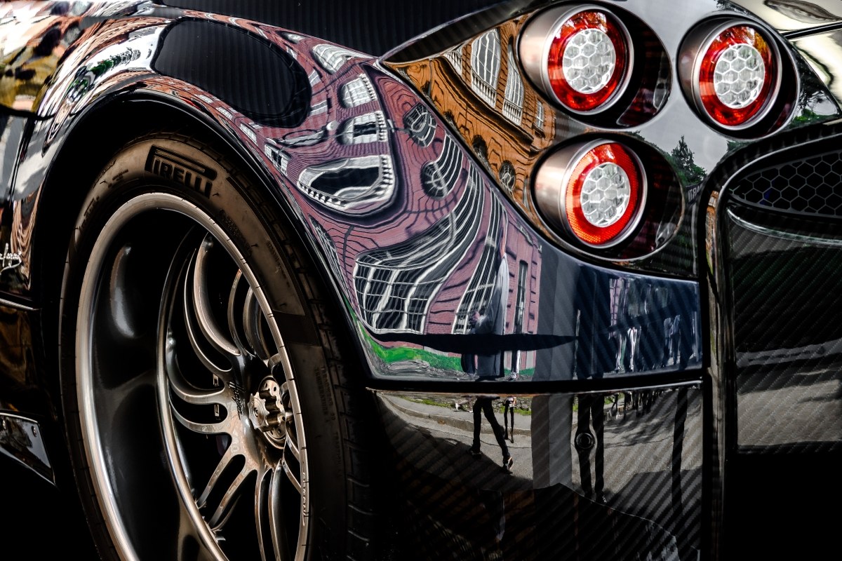 rifflessioni........su una Pagani Huayra Pearl.