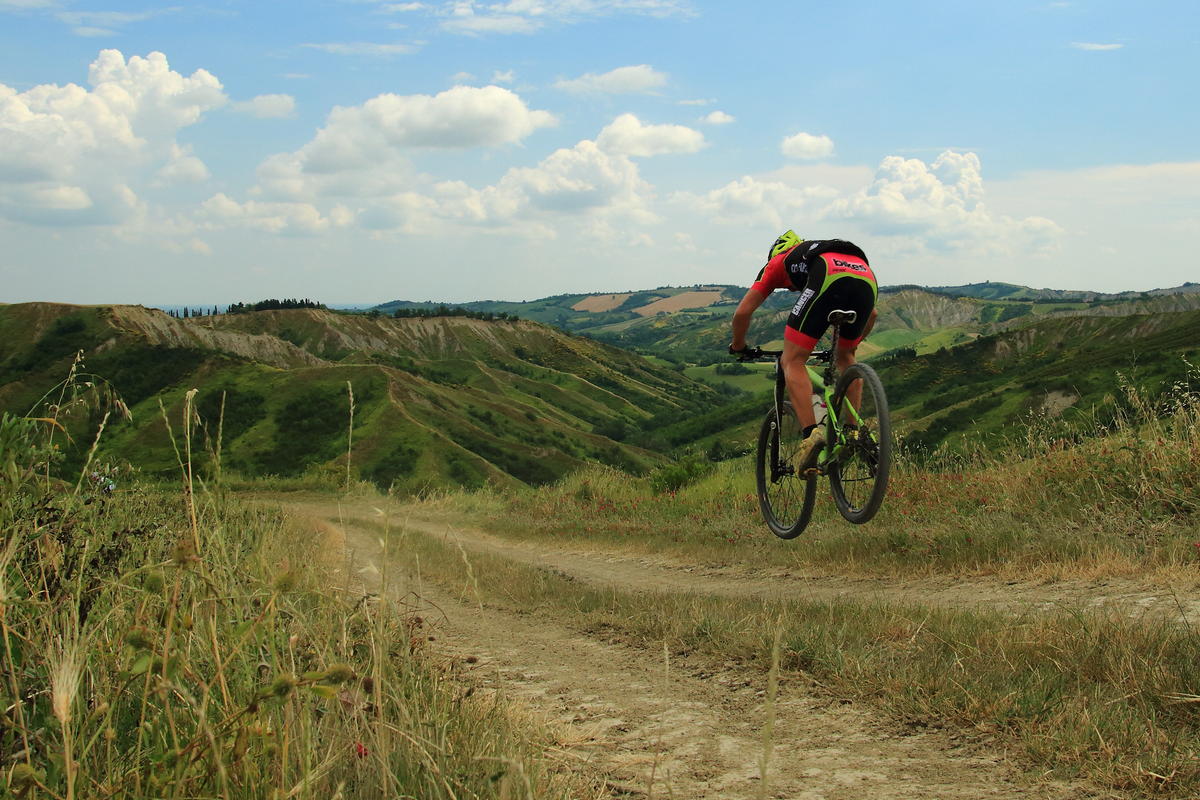 In volo tra i Calanchi