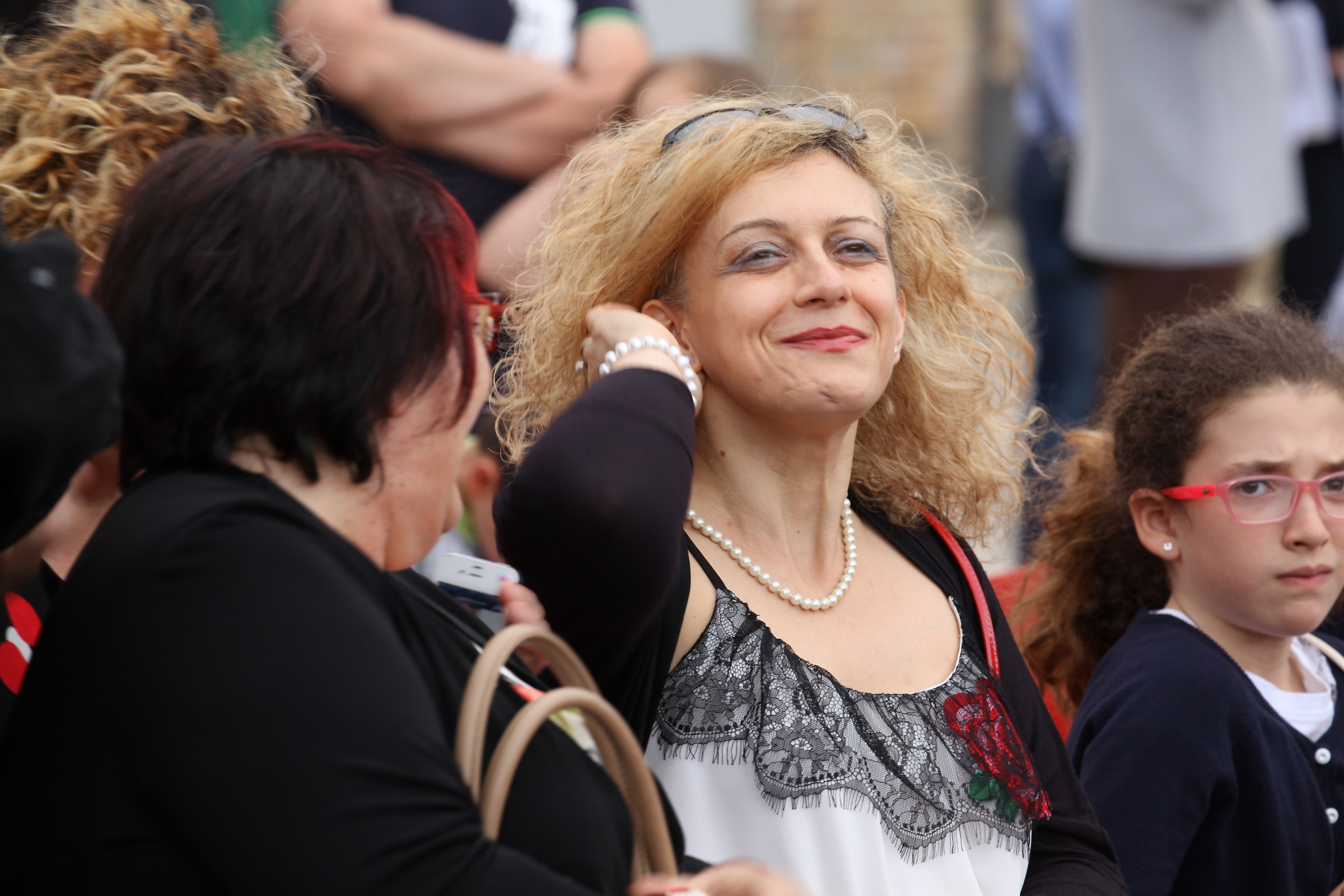 He saw the photographer!