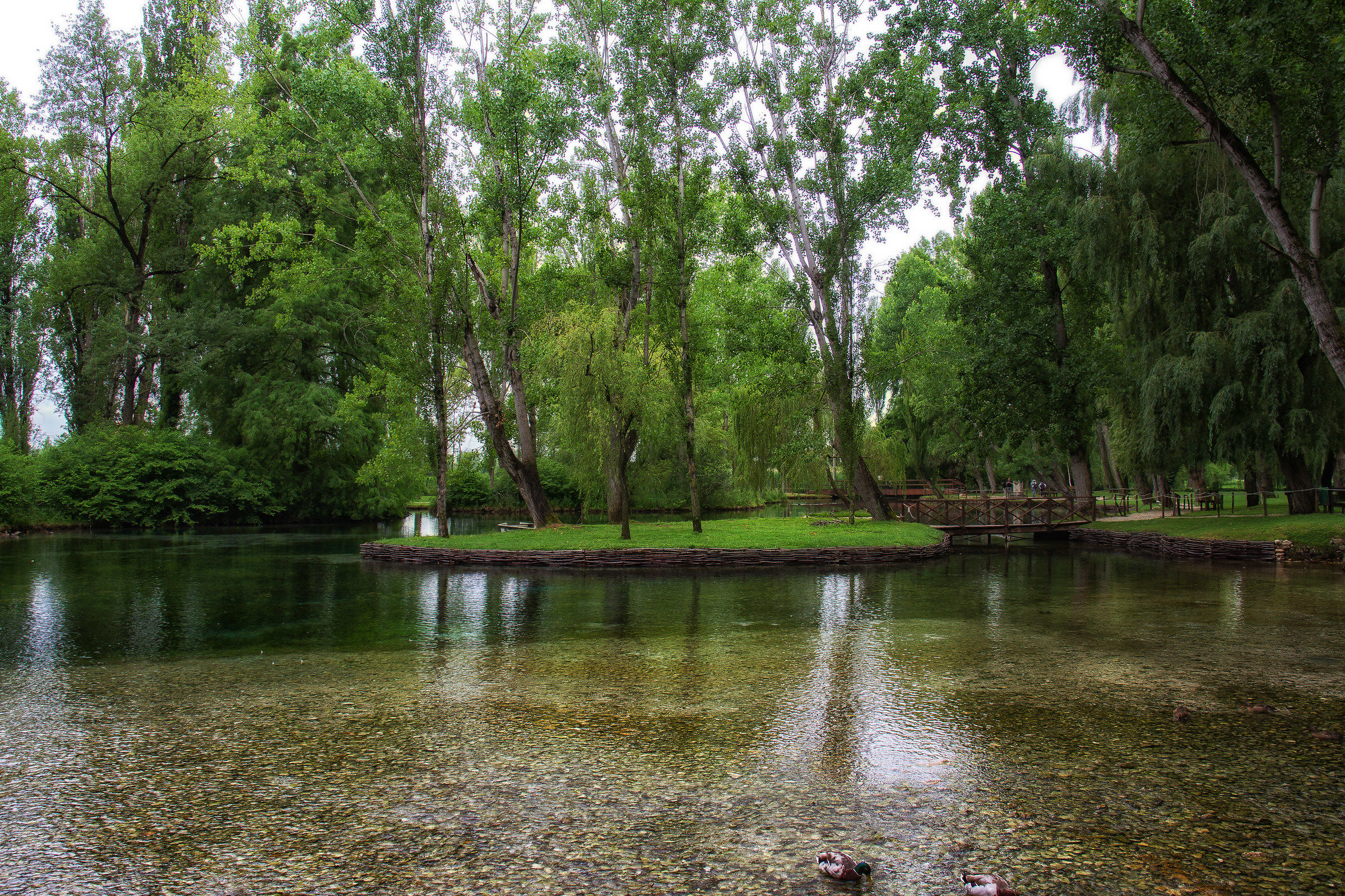 Alle fonti del clitumno