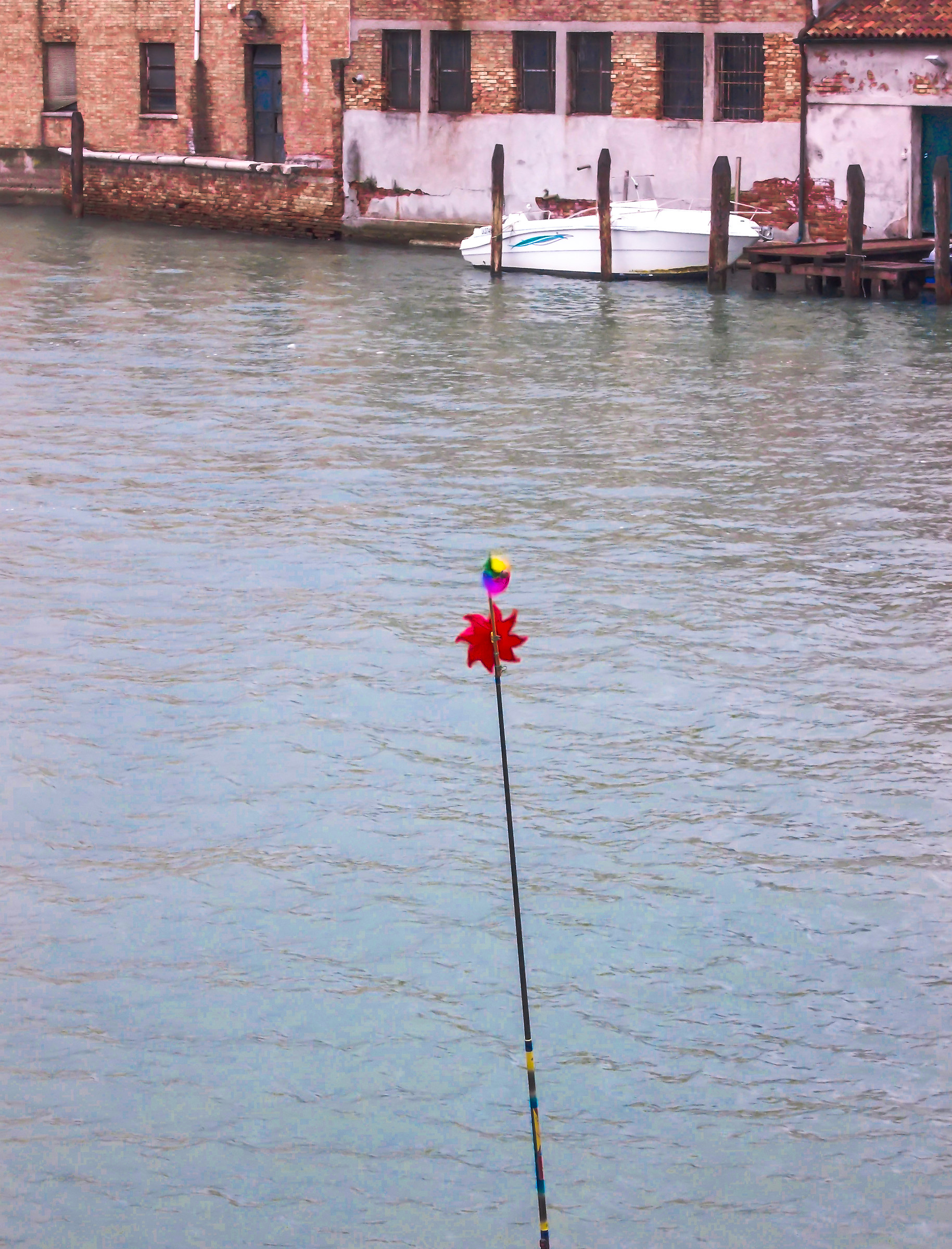 Girandola in laguna (Murano)