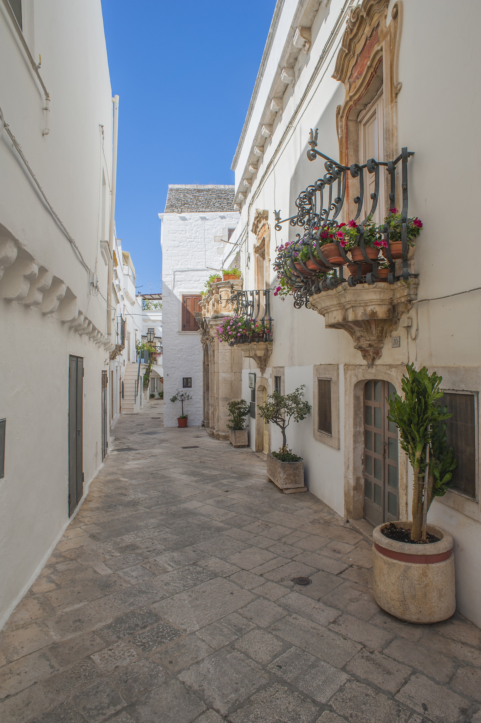 Una Locorotondo quasi pennellata