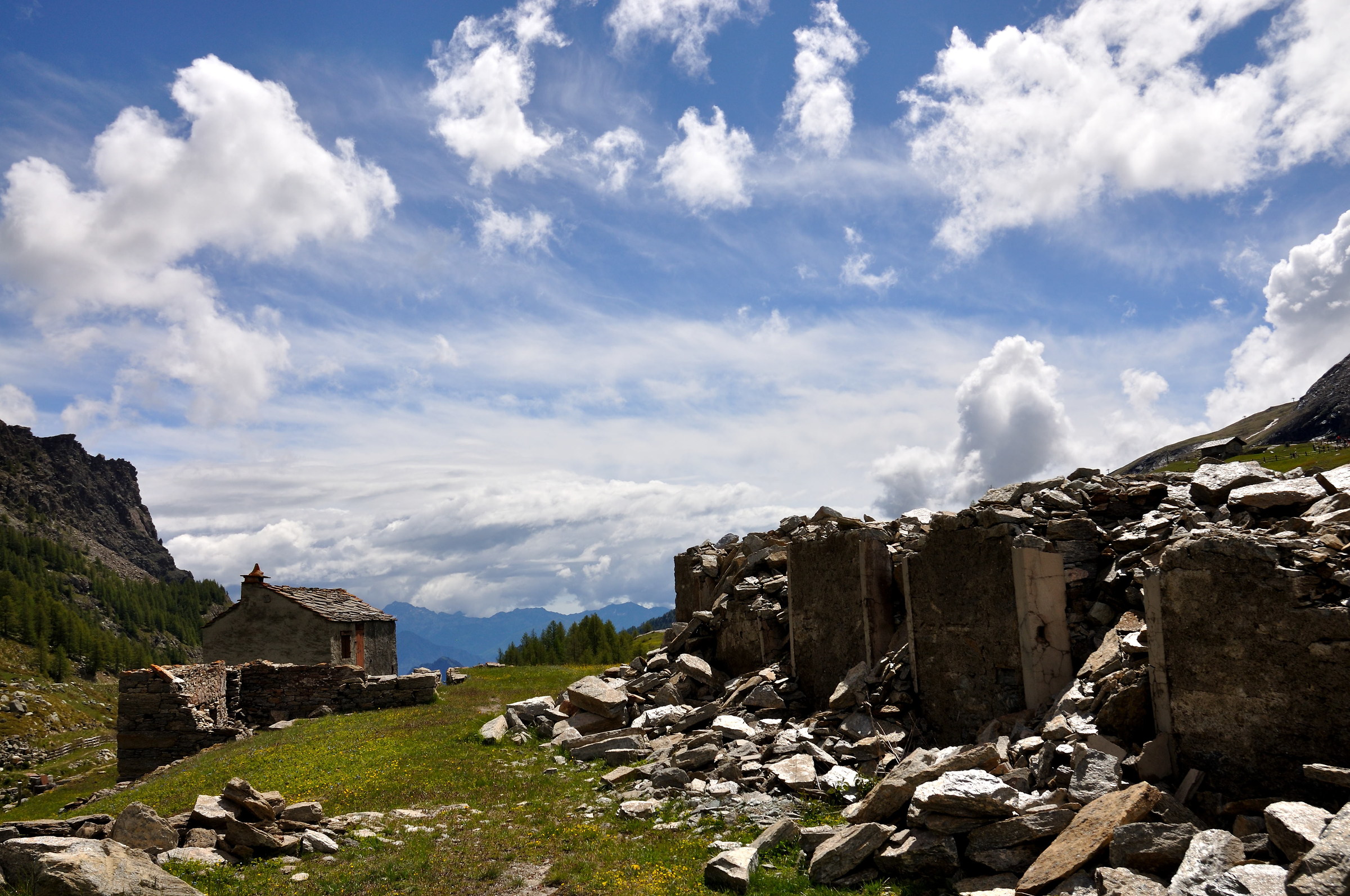 Champorcher Vacchio abandoned village