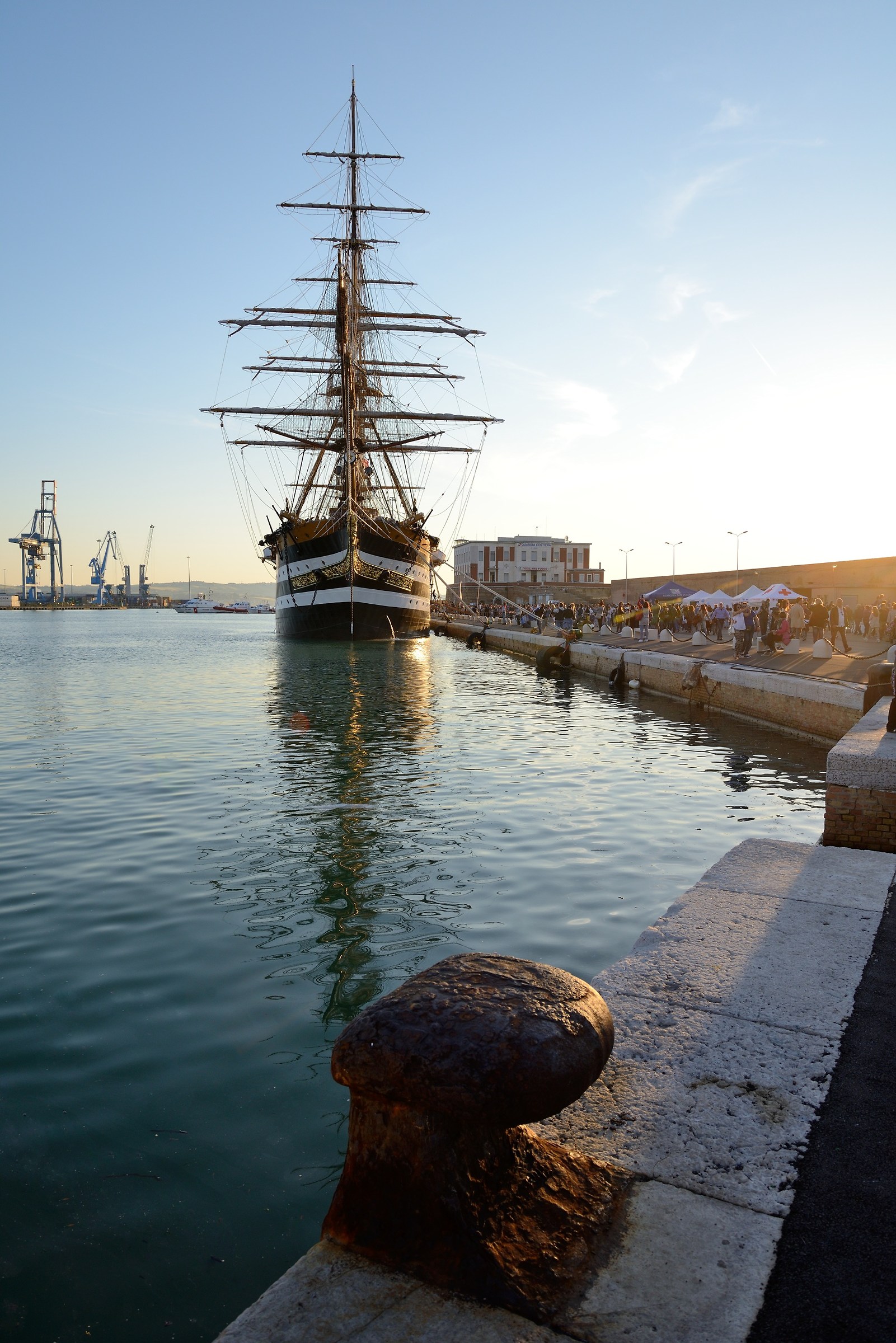 "Amerigo Vespucci" ad Ancona