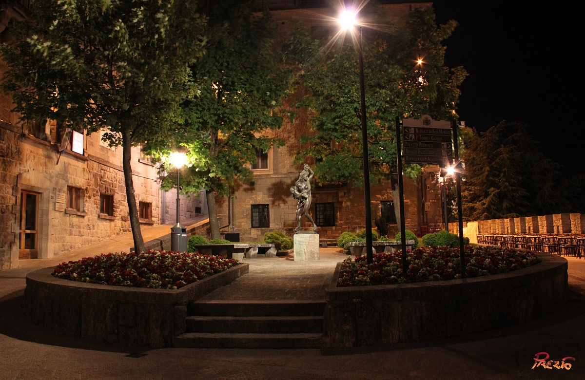 appuntamento in piazza