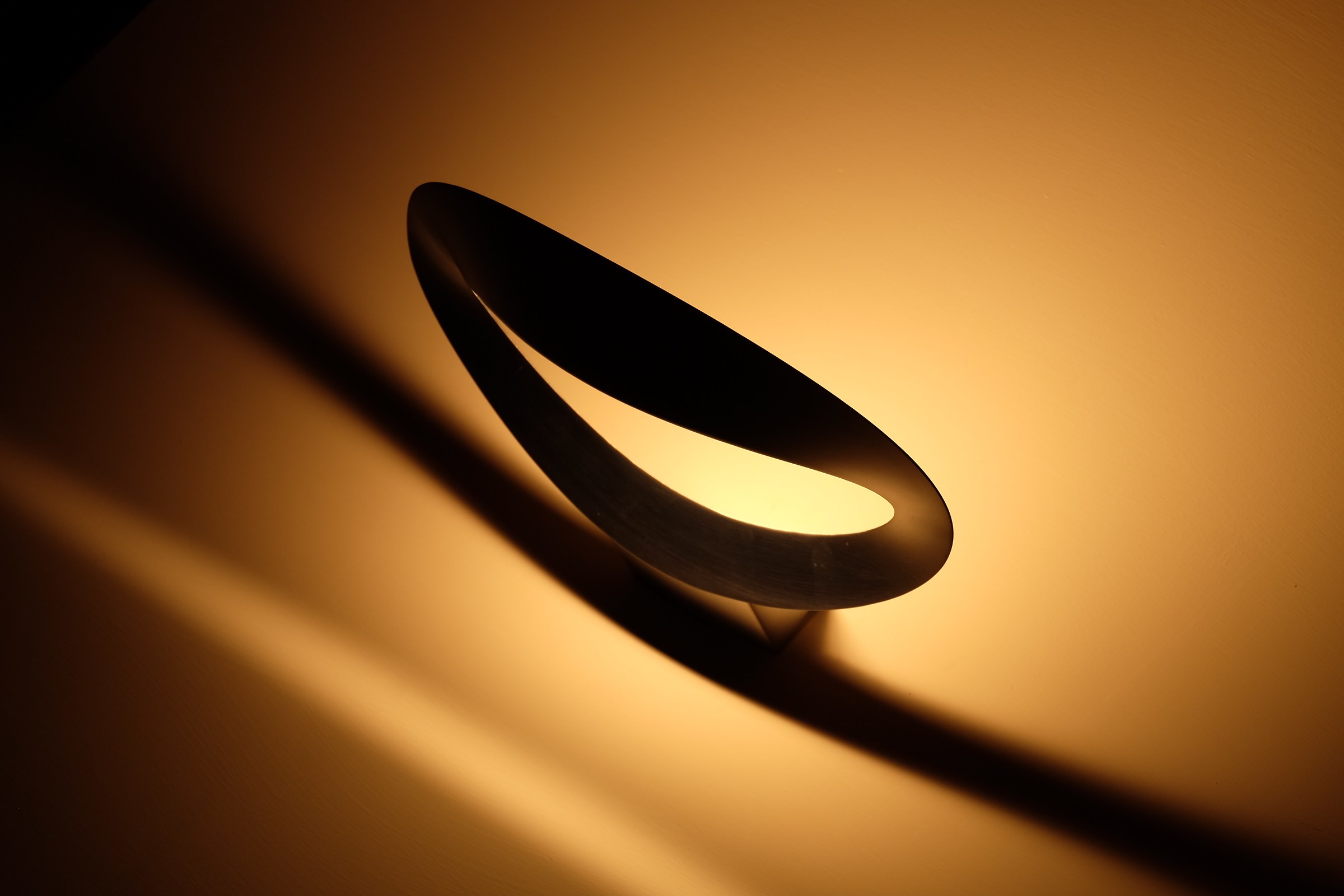 shadows and lights (artemide)