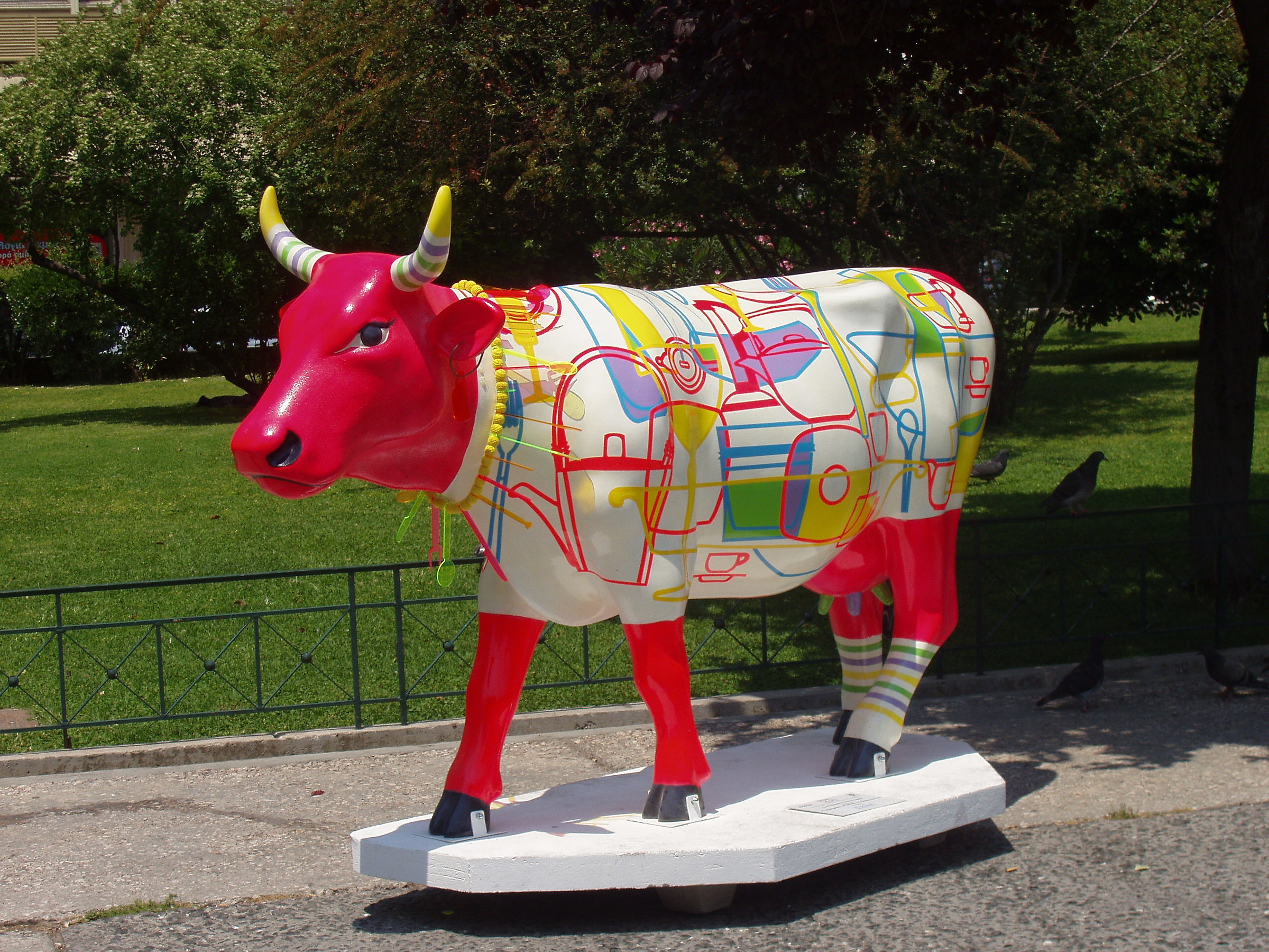 Cow 02 - The Art in the streets of Athens