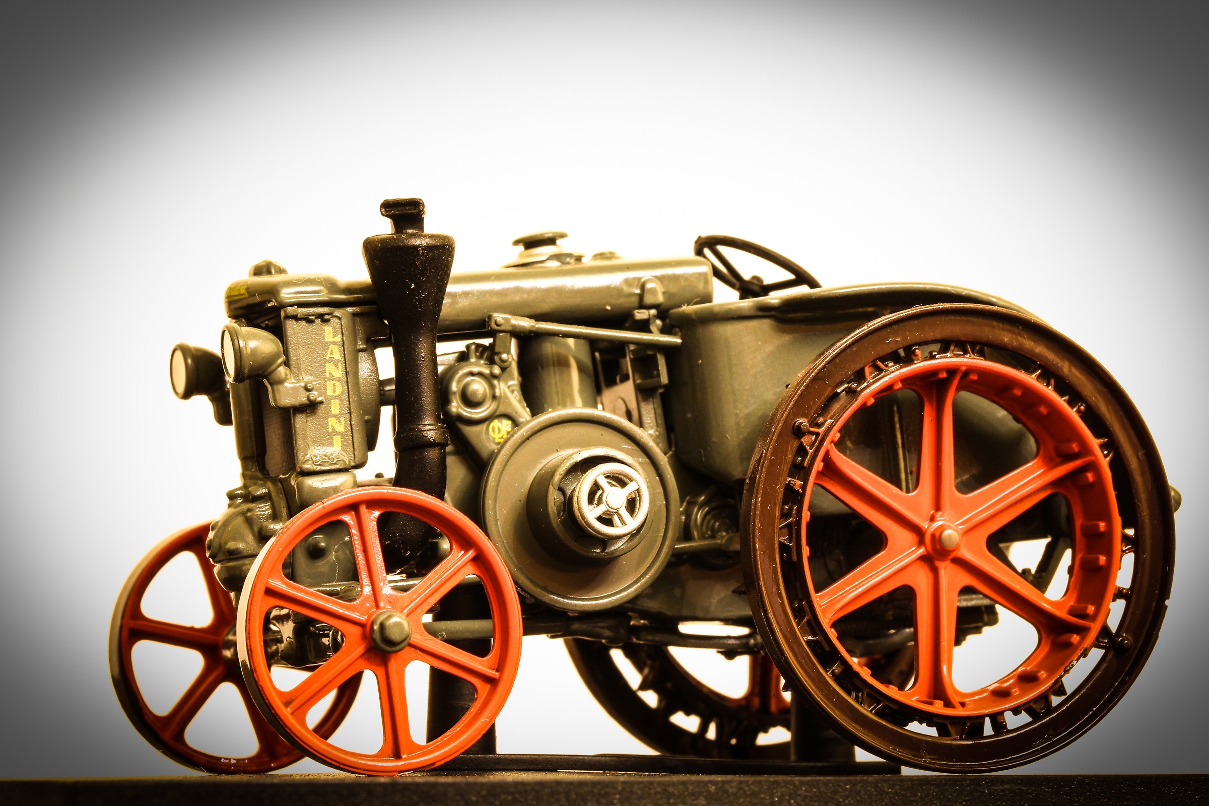 Landini "Testa Calda"