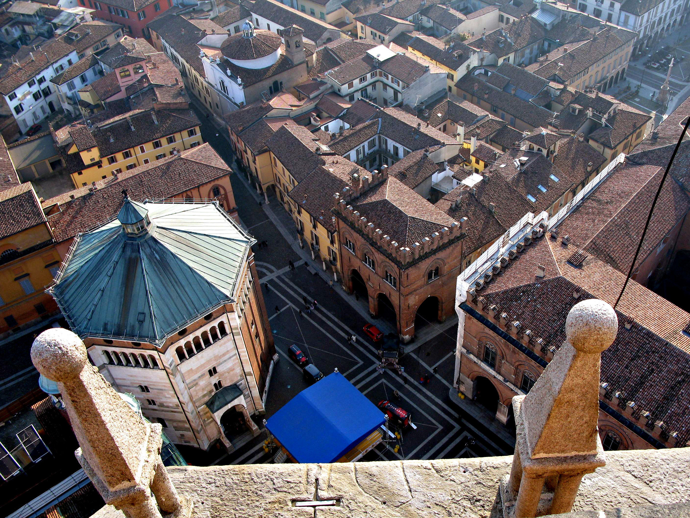 Il Battistero visto dal Torrazzo, Cremona