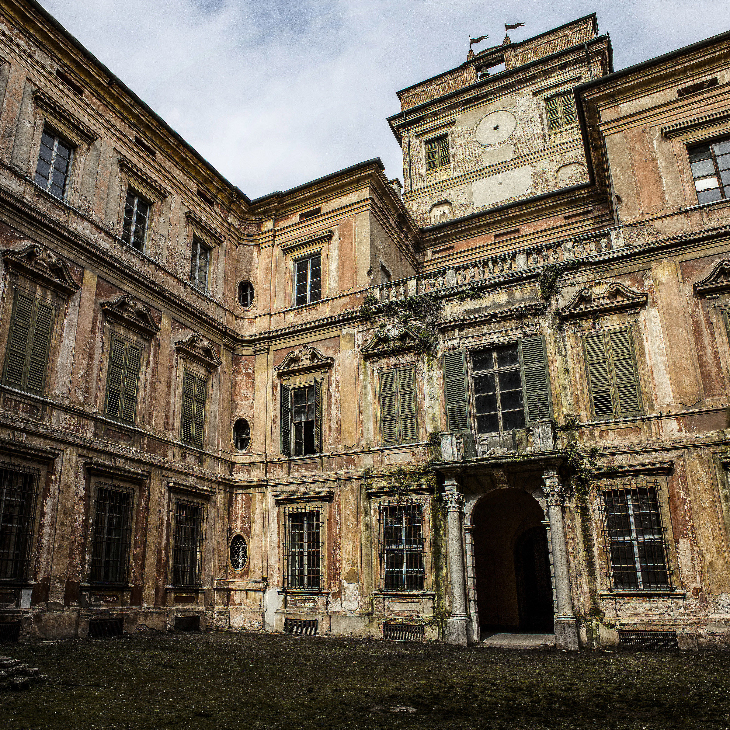 Palazzo Cavriani - the inner courtyard