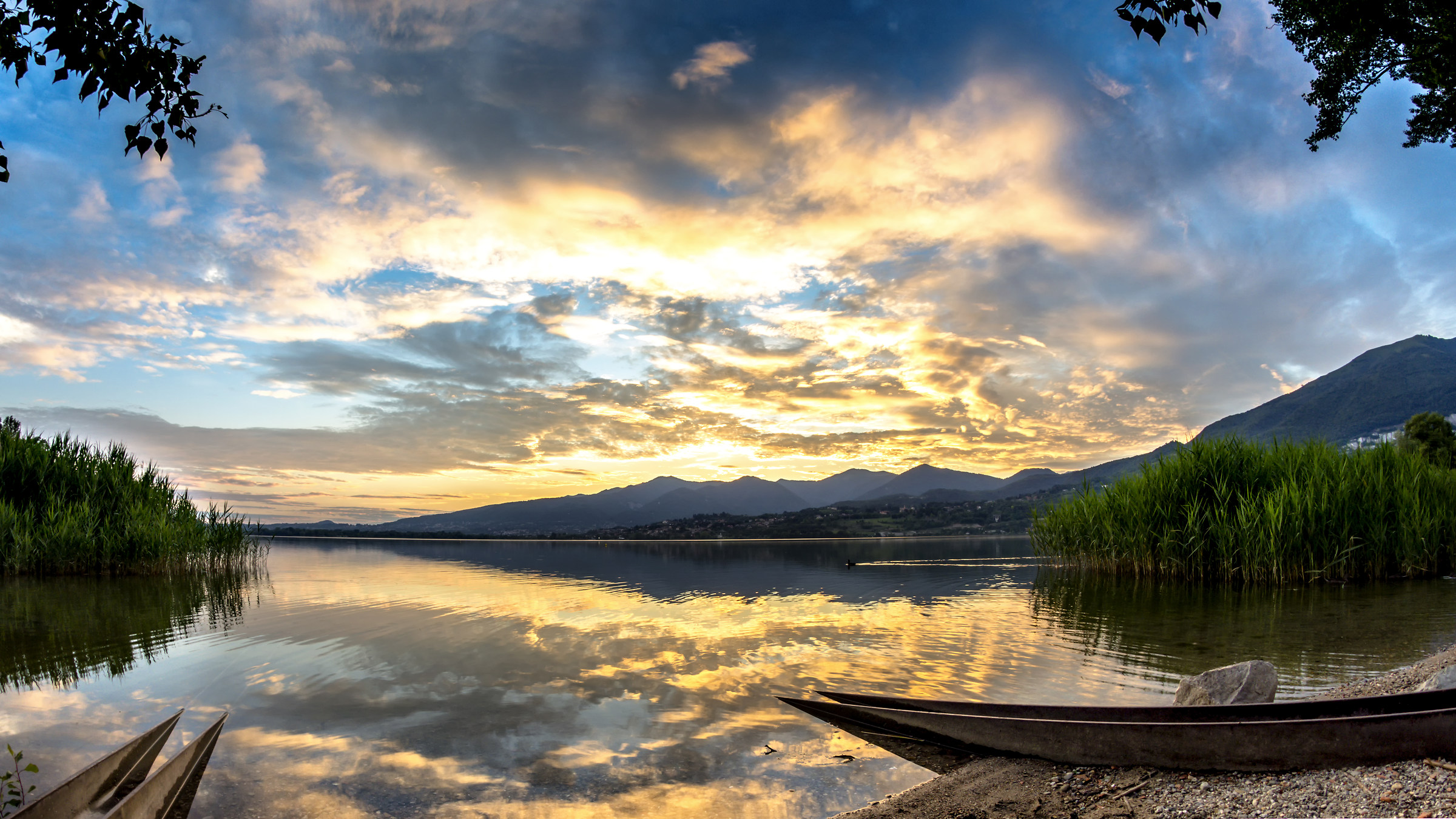 Sunset on Lake Pusiano