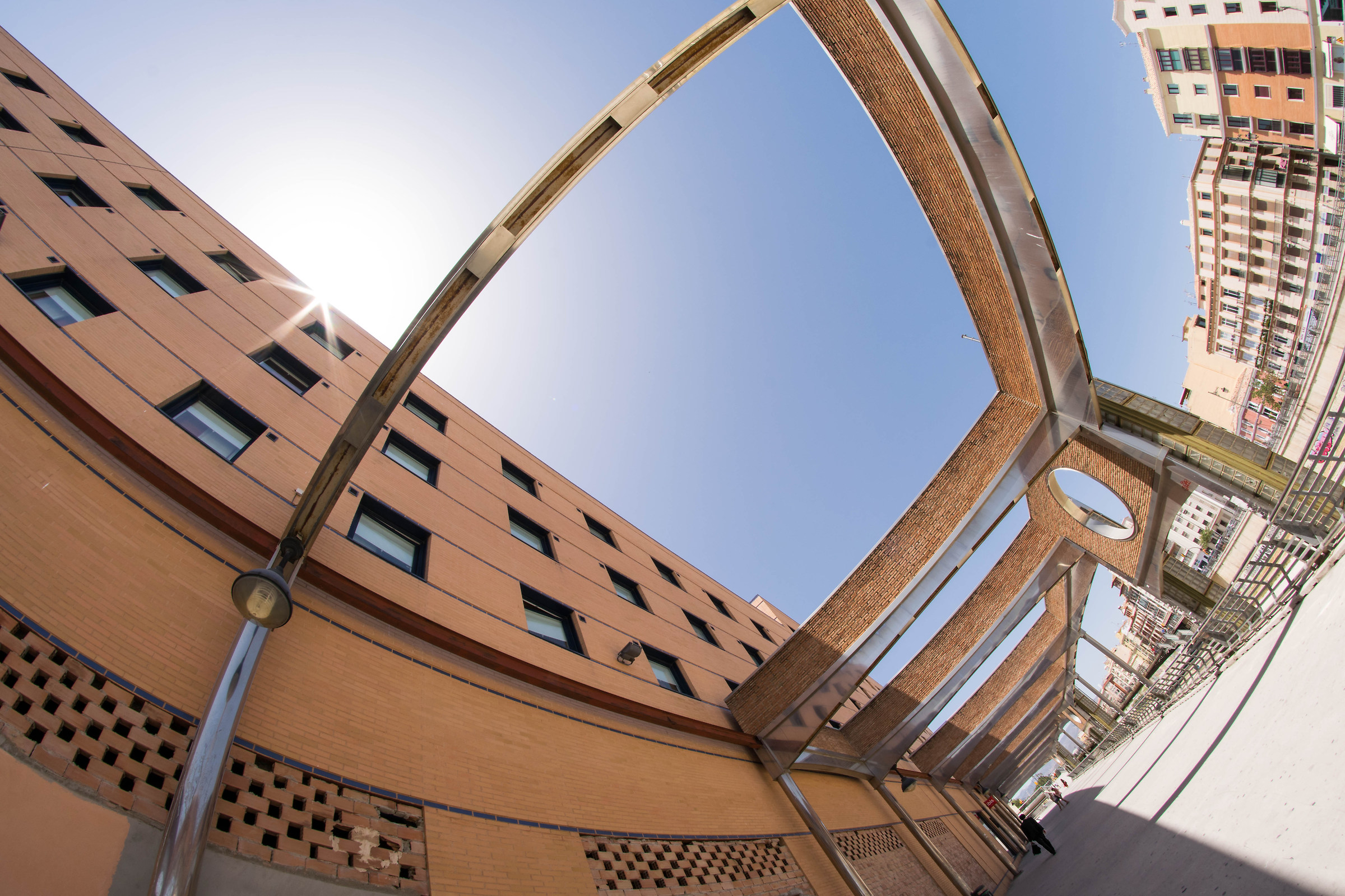 Un Tilted View of the World