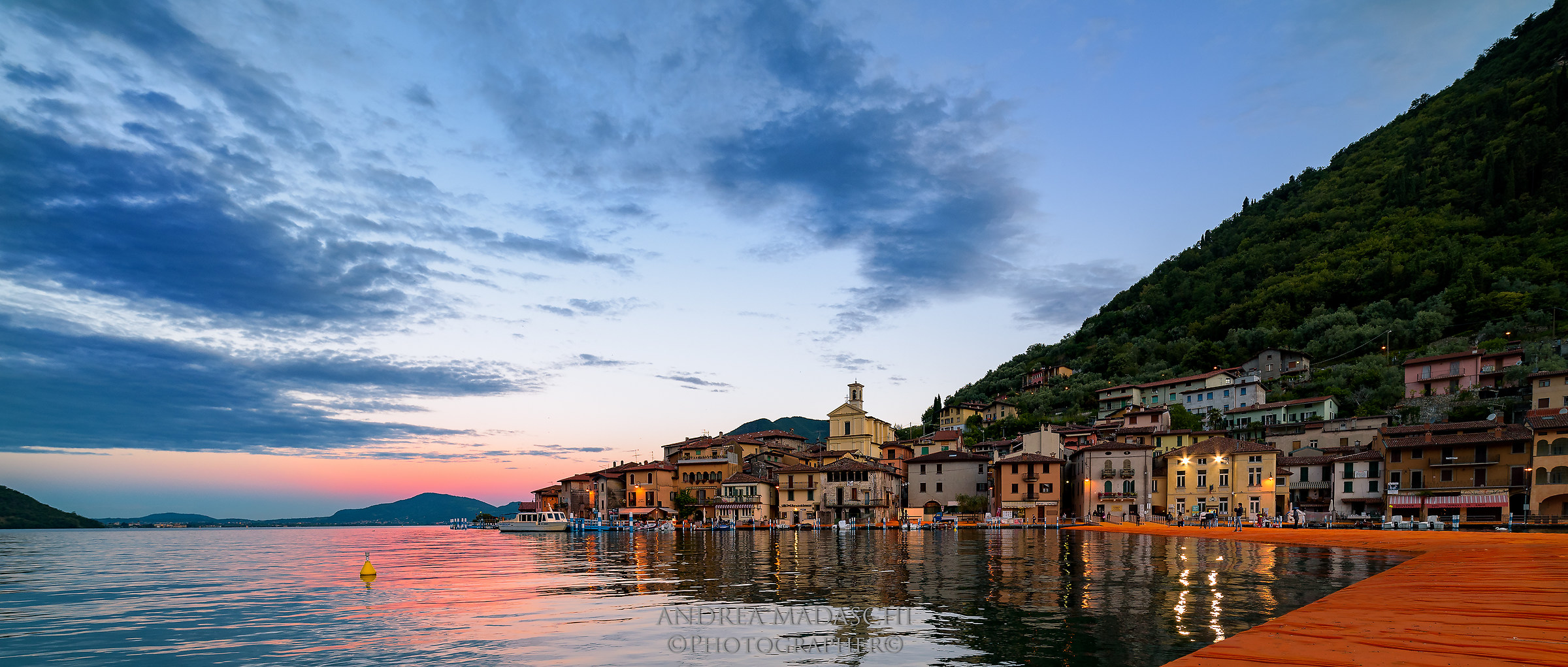 The floating Piers ...