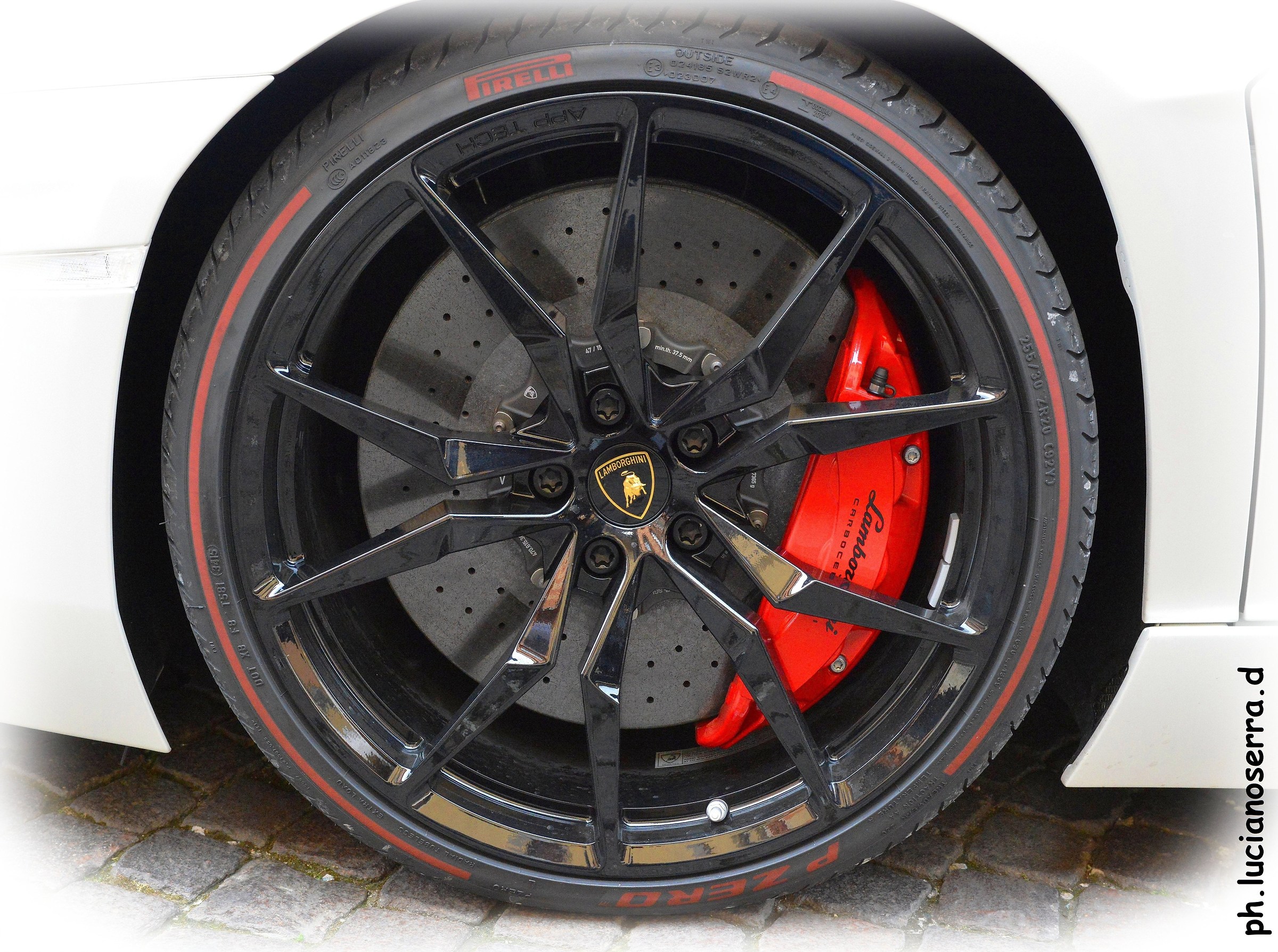 Lamborghini Aventador LP 700-4 Pirelli Edition - 2015