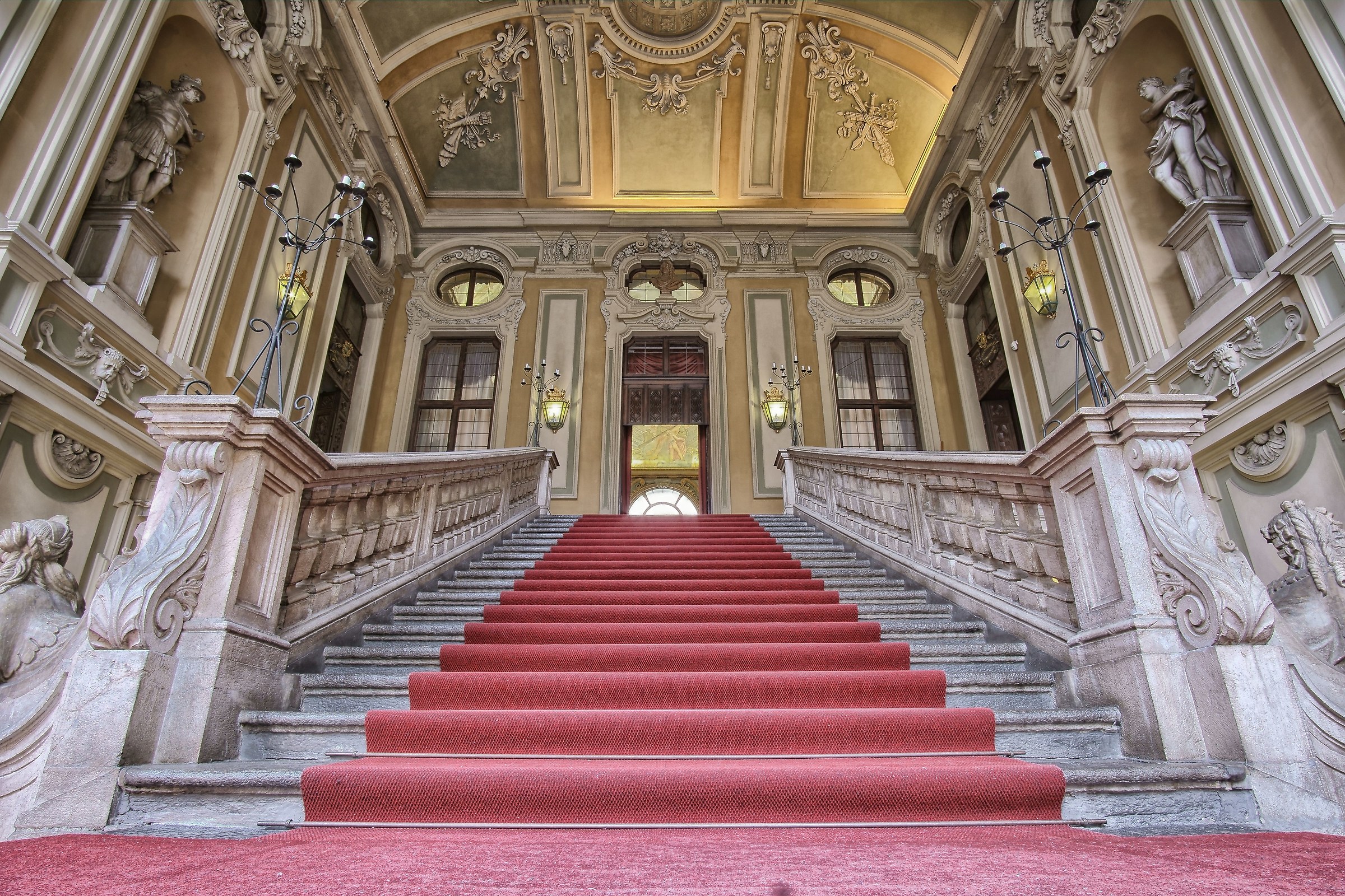scalone di palazzo Barolo