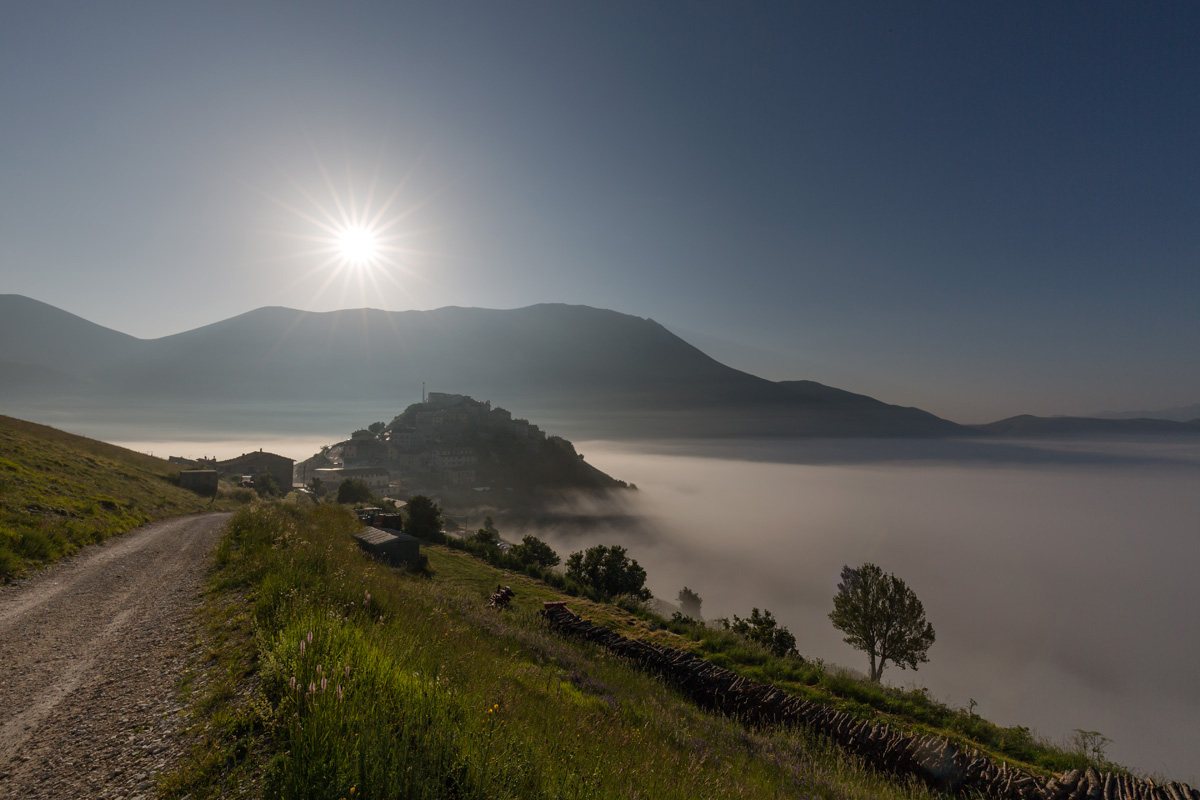 Alba a Castelluccio