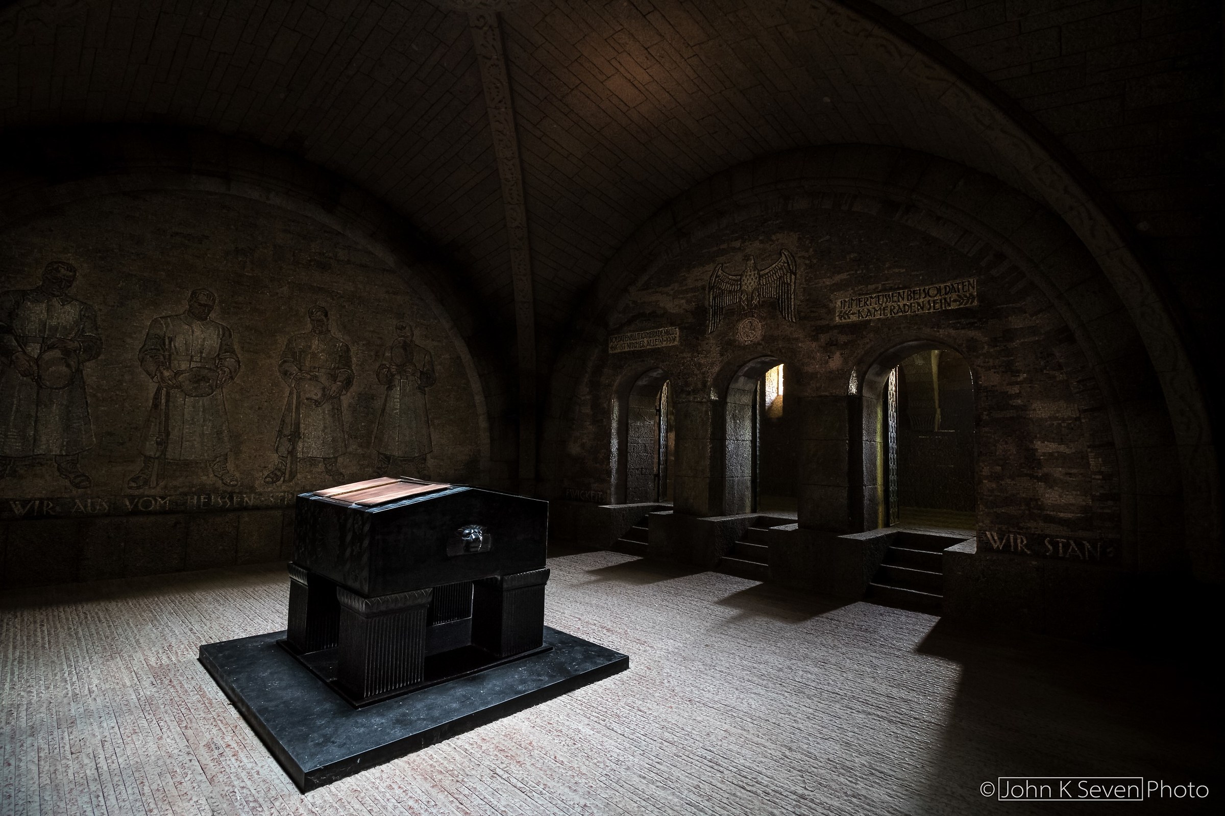 Mausoleo Tedesco - Quero -BL