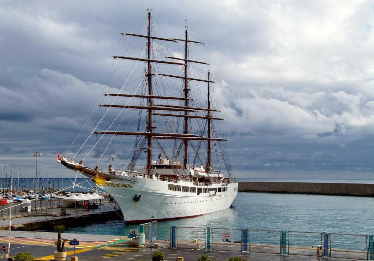The "Sea Cloud 2" Port of Nice