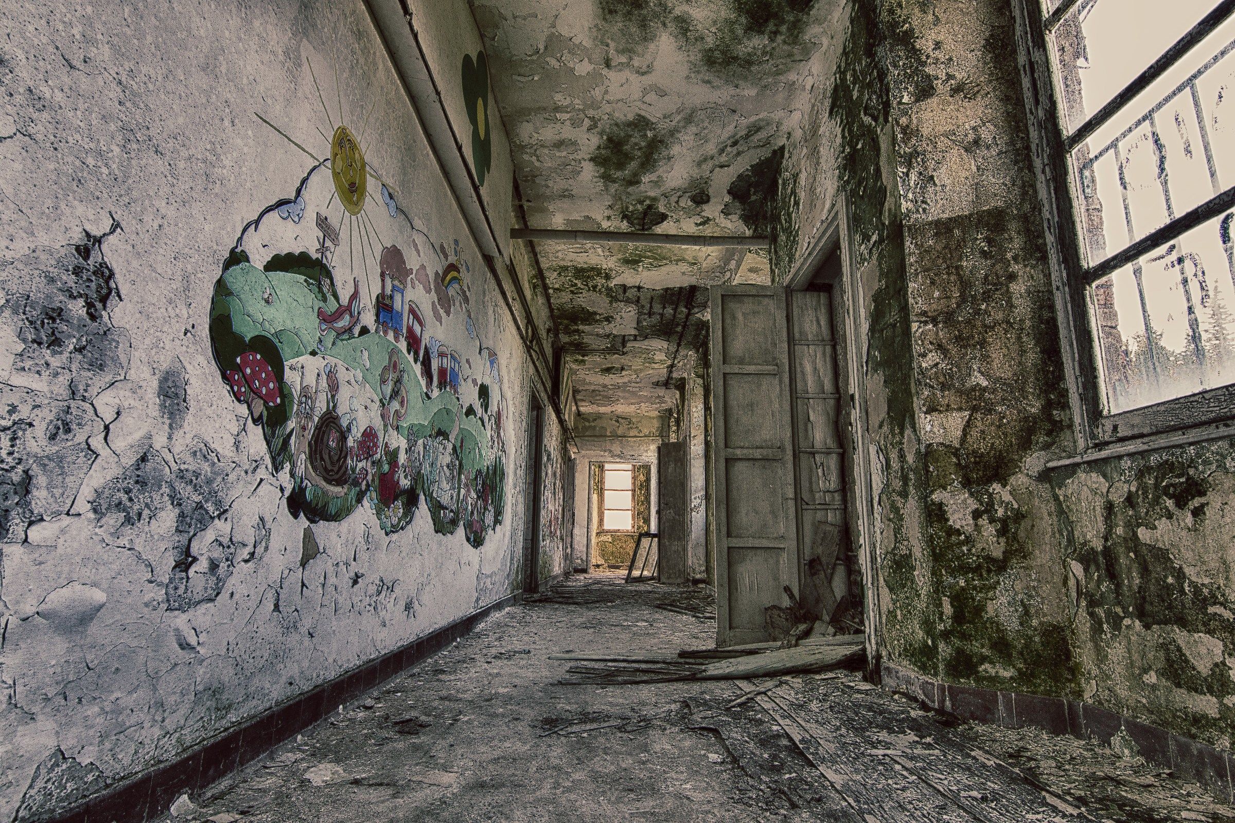 disegni innocentemente inquietanti