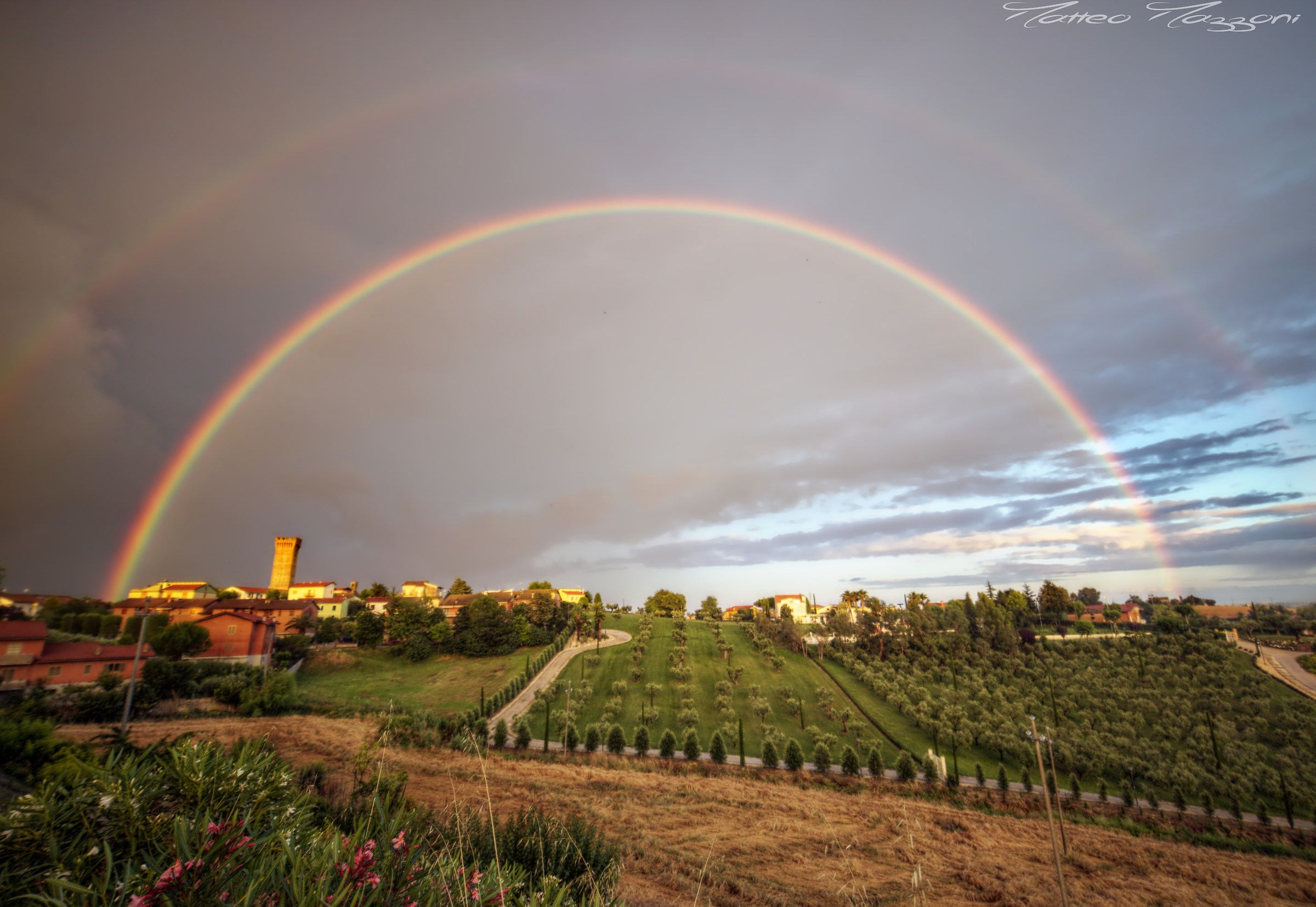 Full rainbow