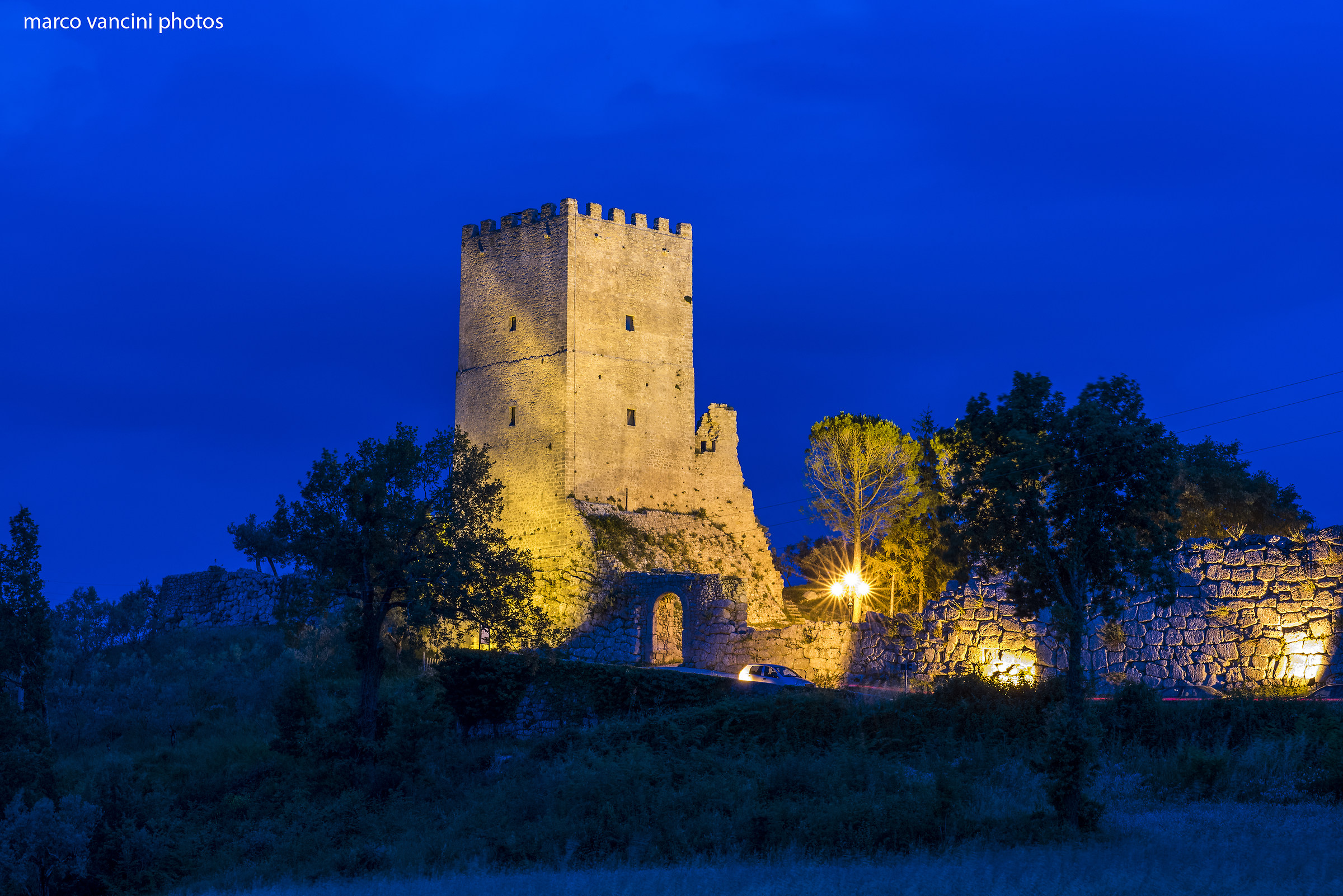 la torre all'ora blu
