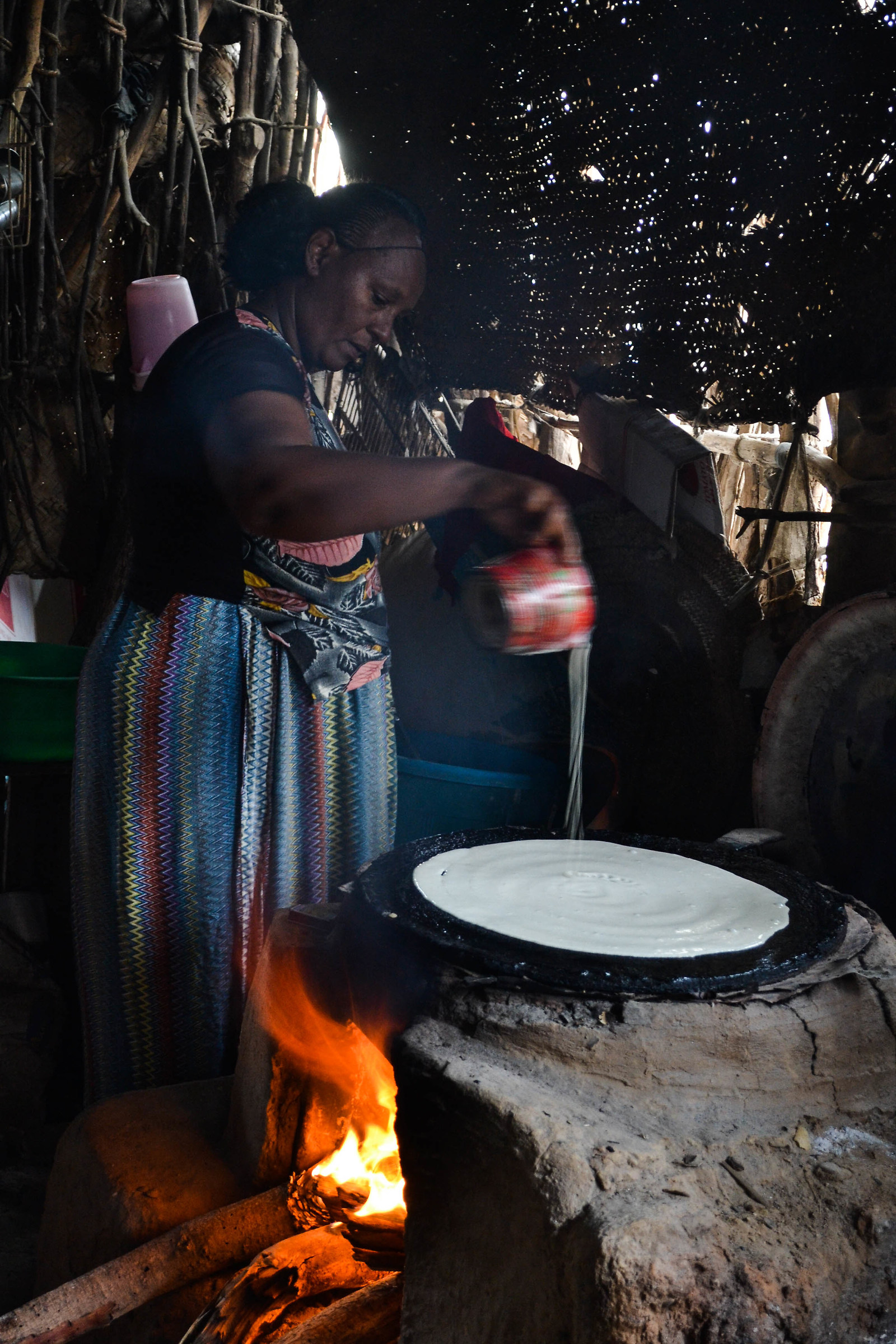 preparing the injera