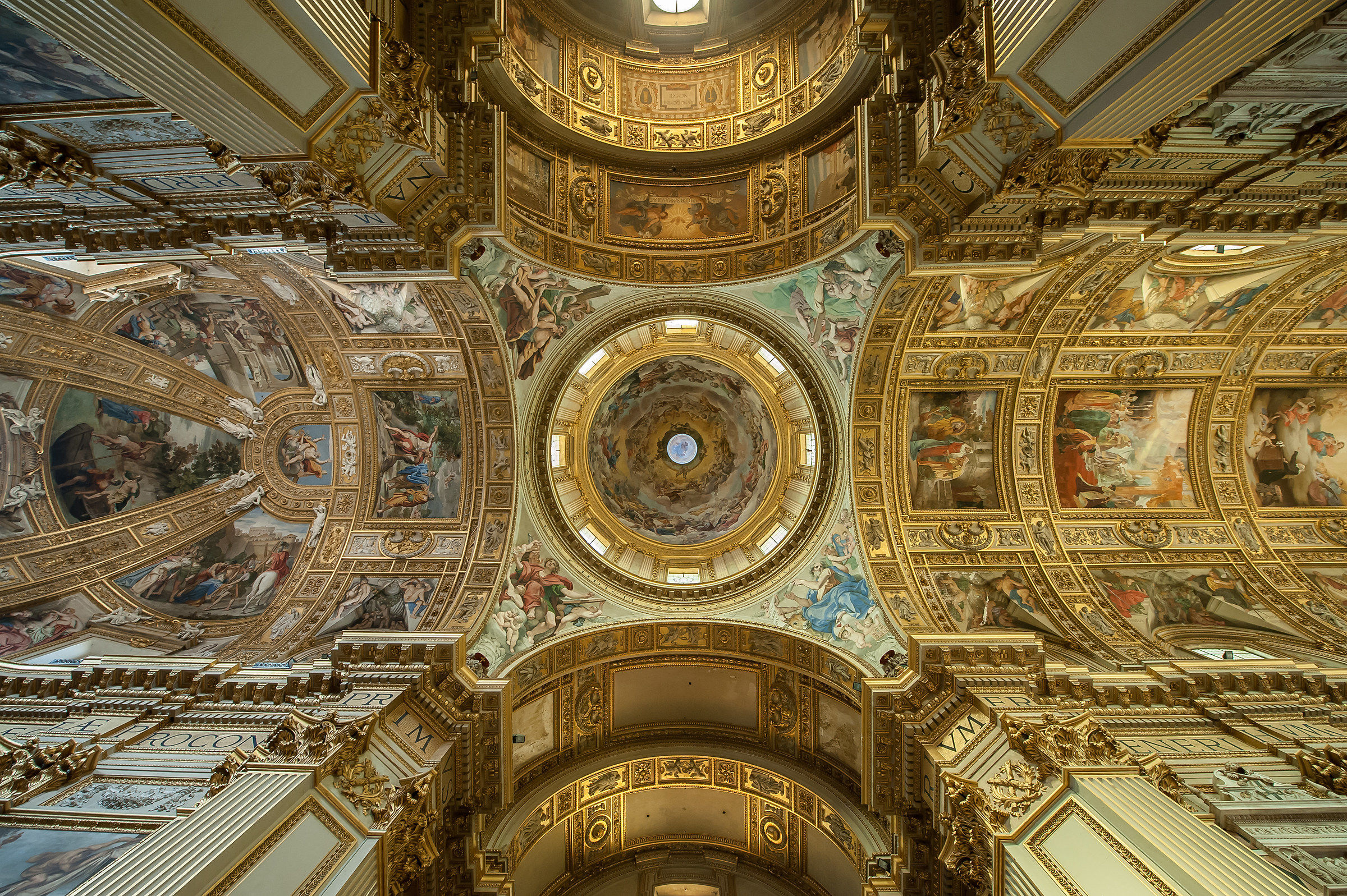 Roma-La volta di S.Andrea della Valle