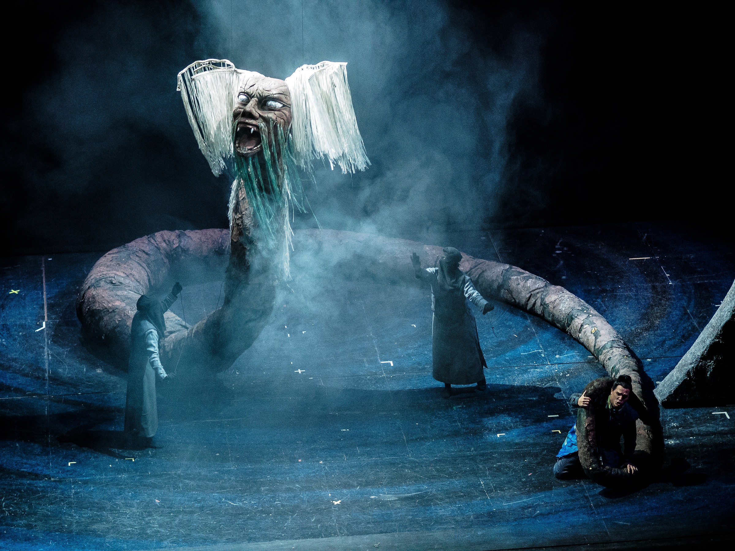 "Zu hilfe, zu hilfe!"