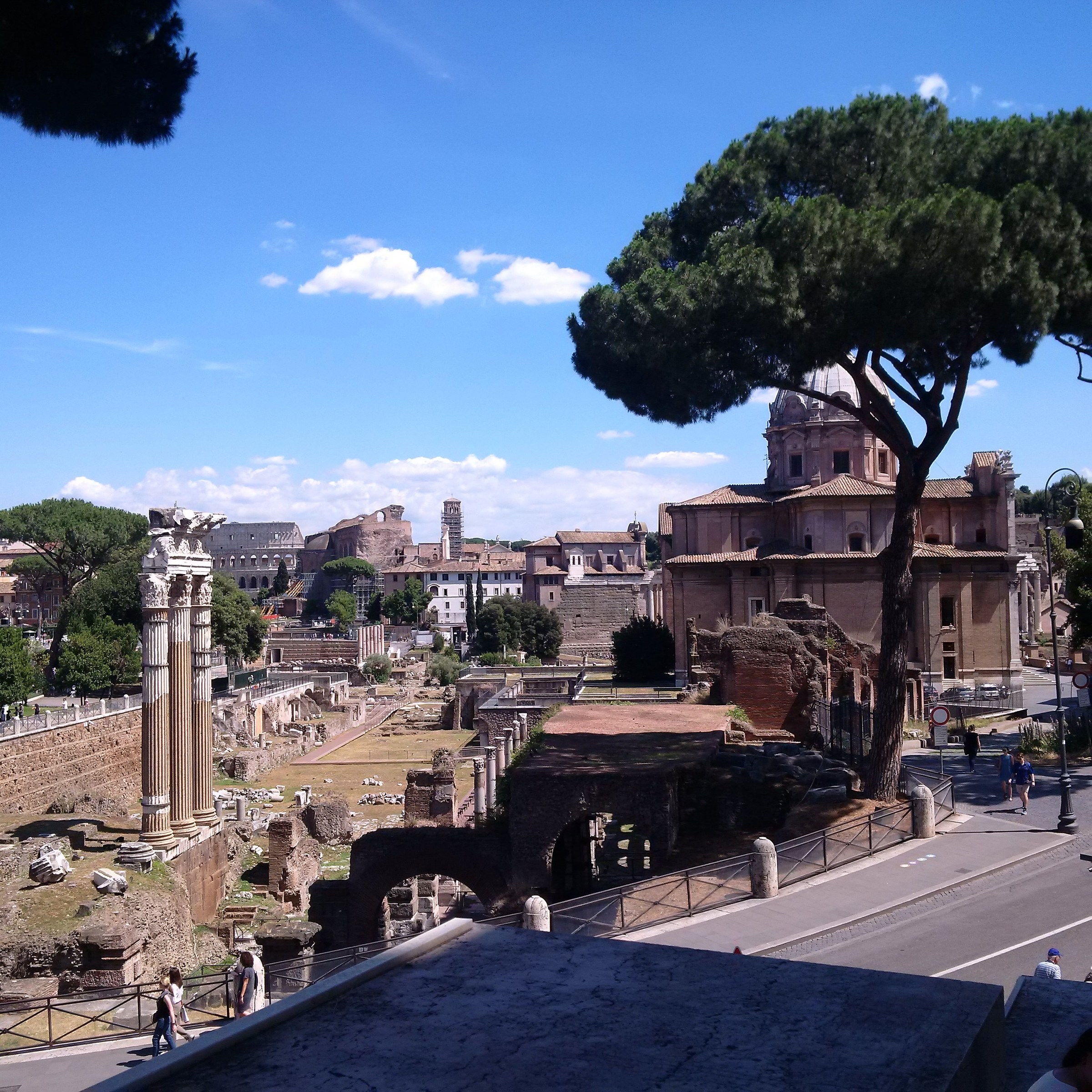 Rome without "garbage" At Victorian Alphonse Mucha