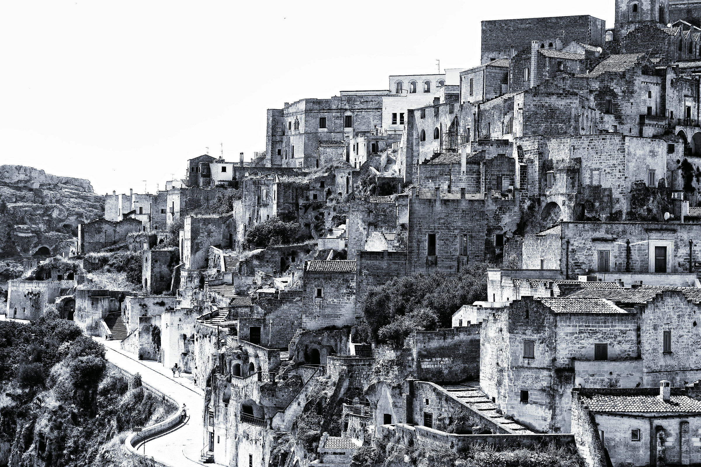 matera glimpse bw