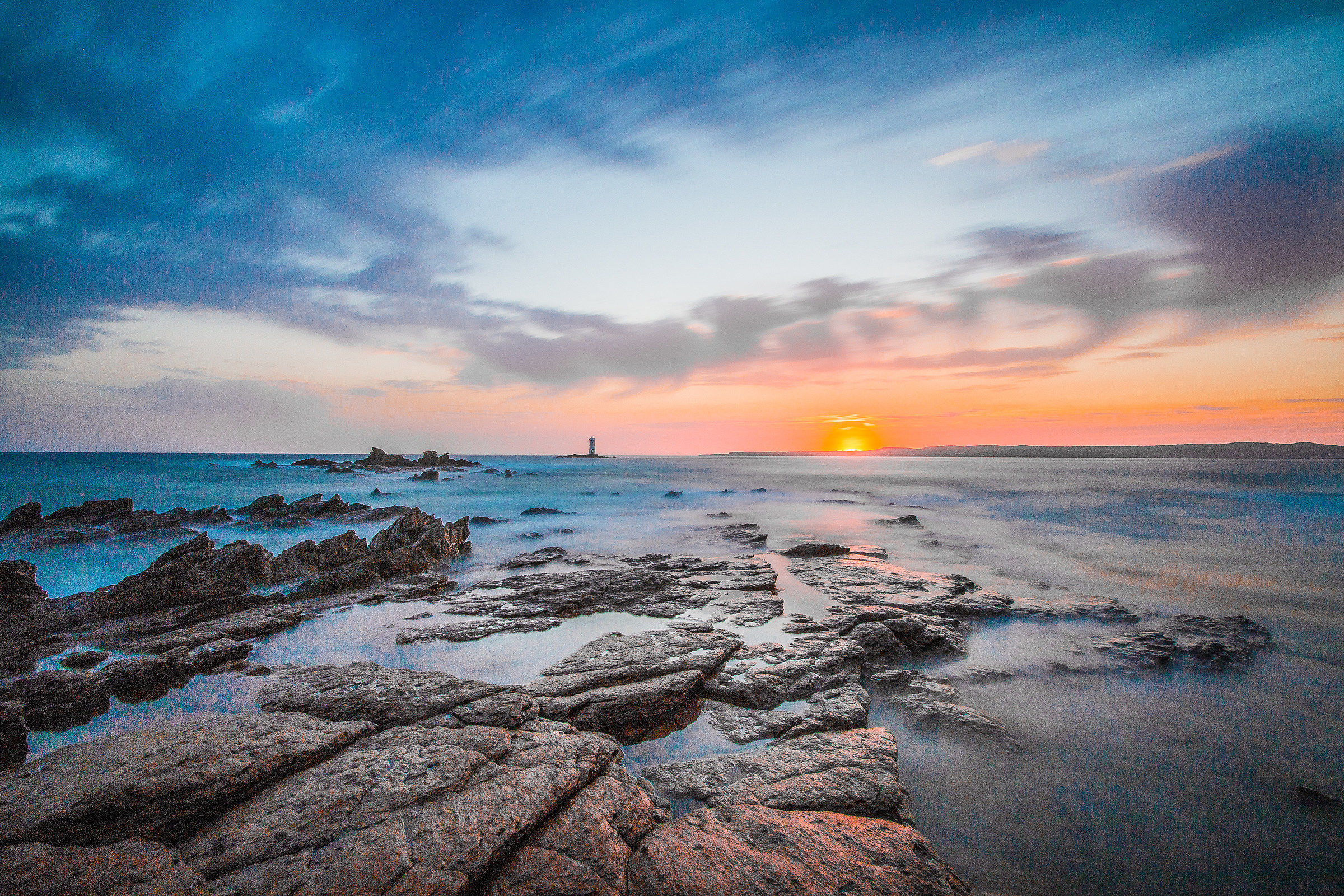 Lighthouse Mangiabarche