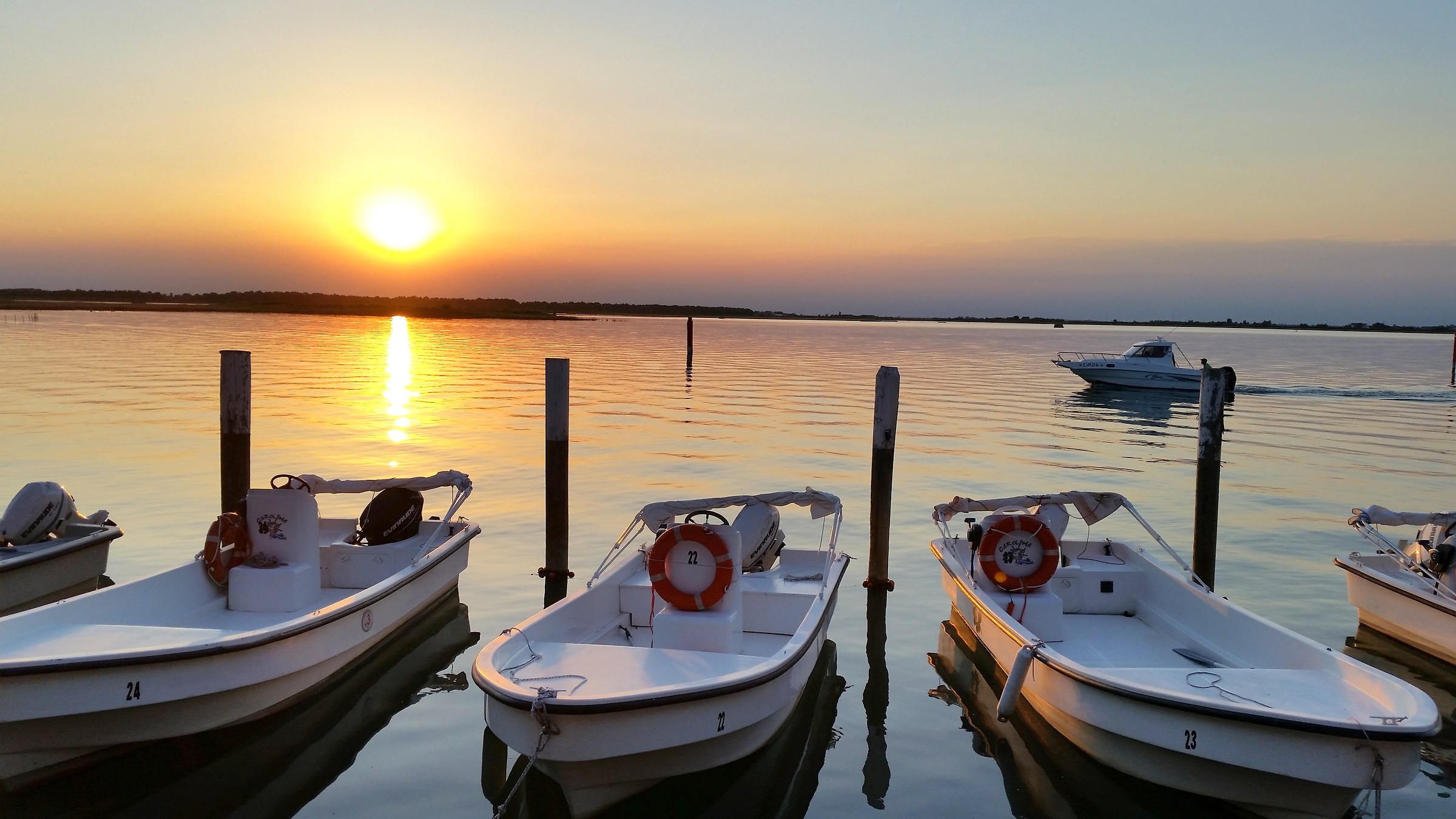 Sun setting in the lagoon