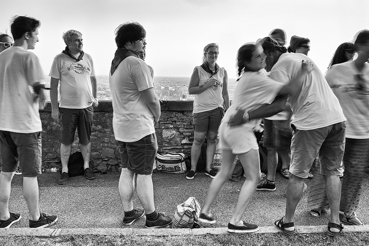 Hugs on the Walls (Bergamo)