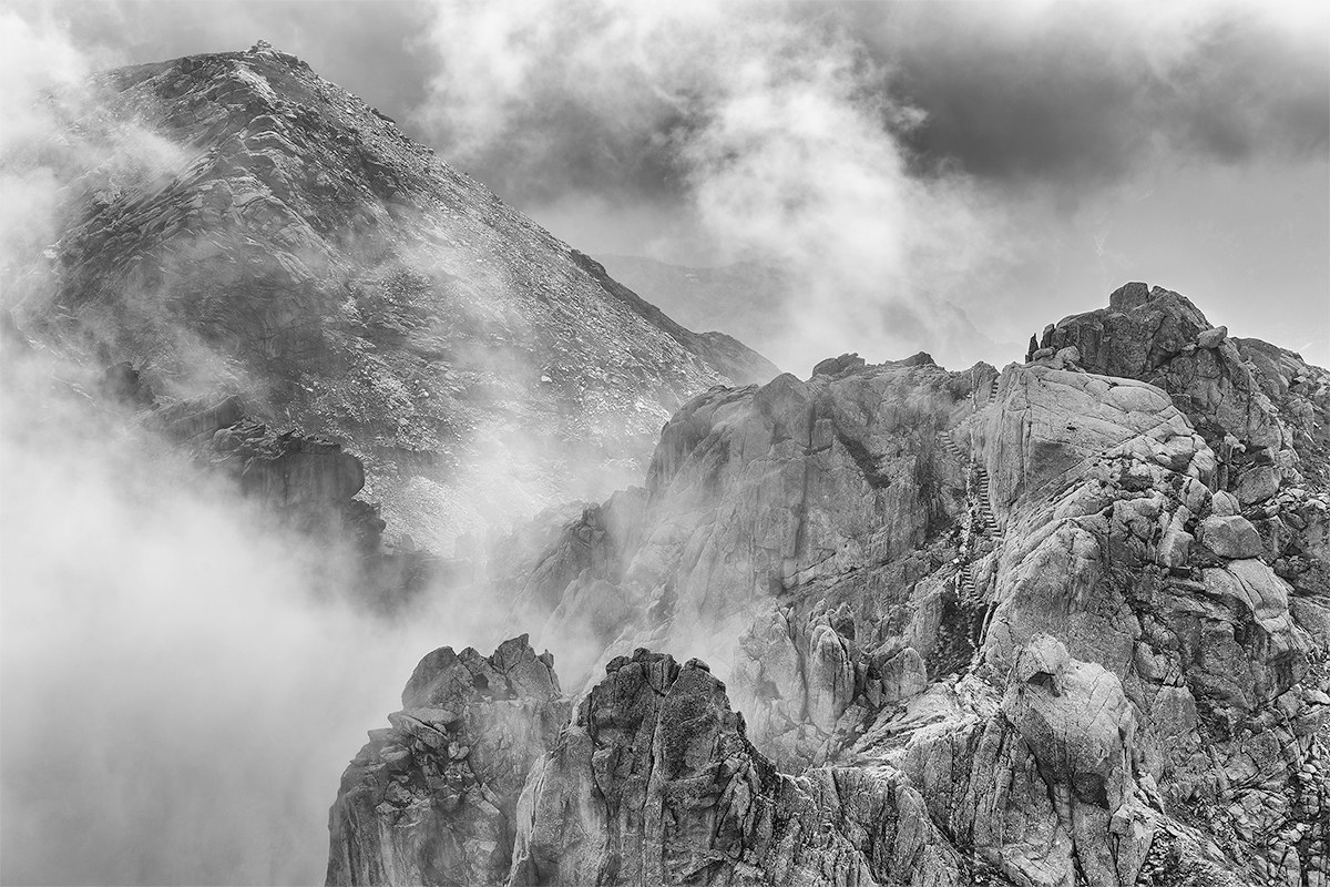 Cresta del Frate, Sentieri della Grande Guerra