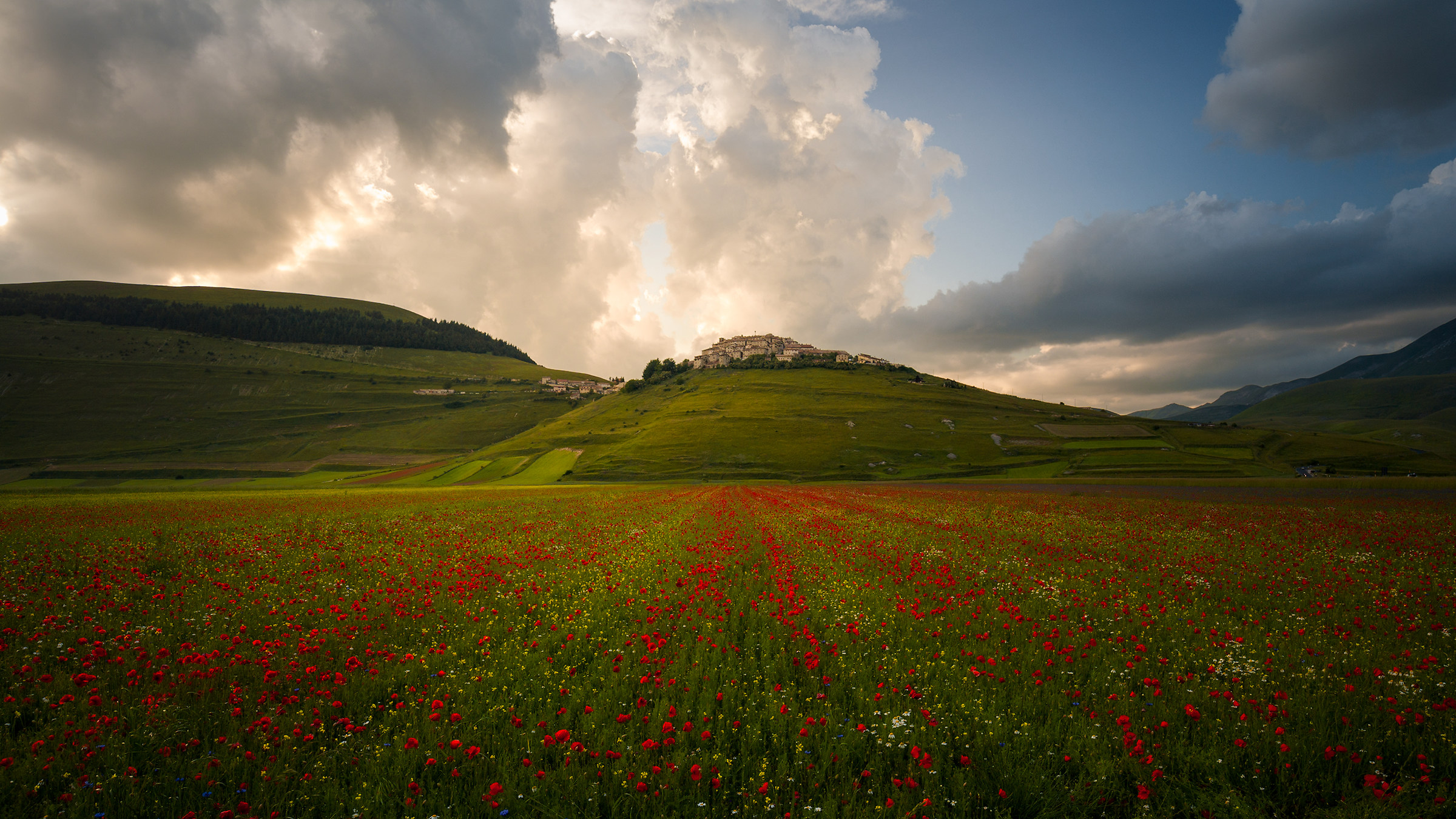 Castelluccio Classic View