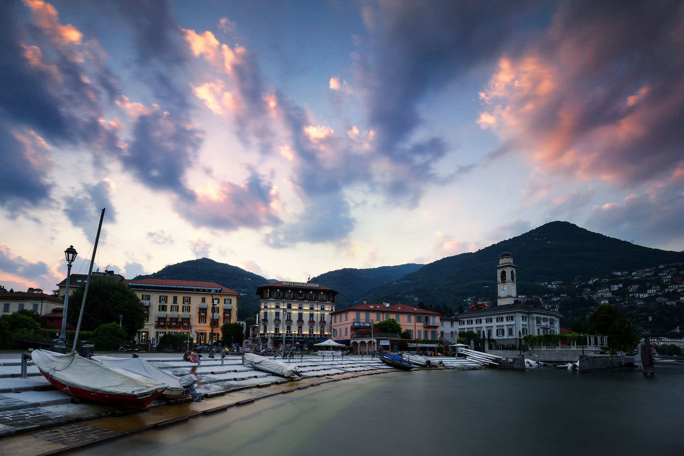 Cernobbio al tramonto