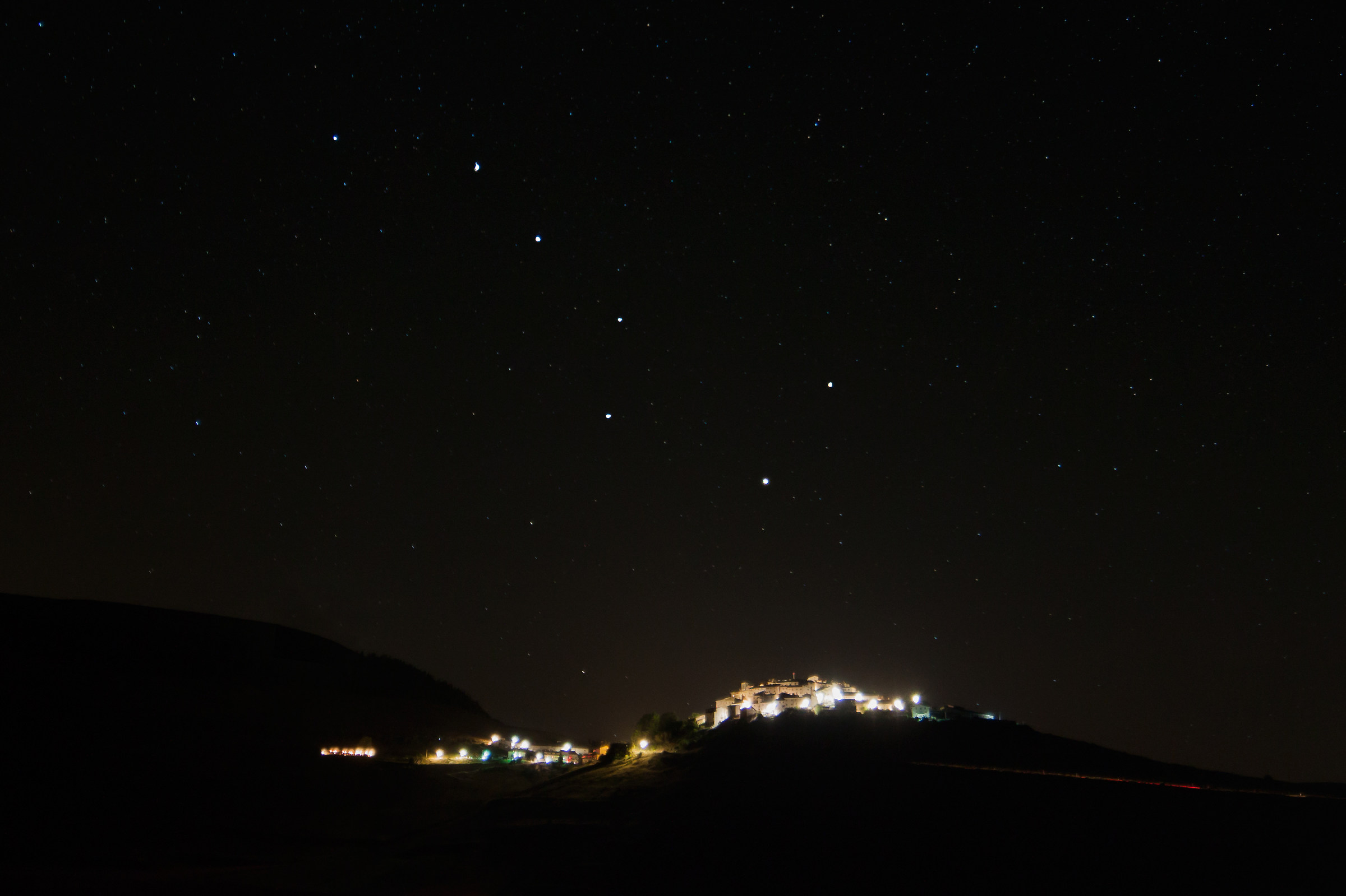 The wagon and Castelluccio