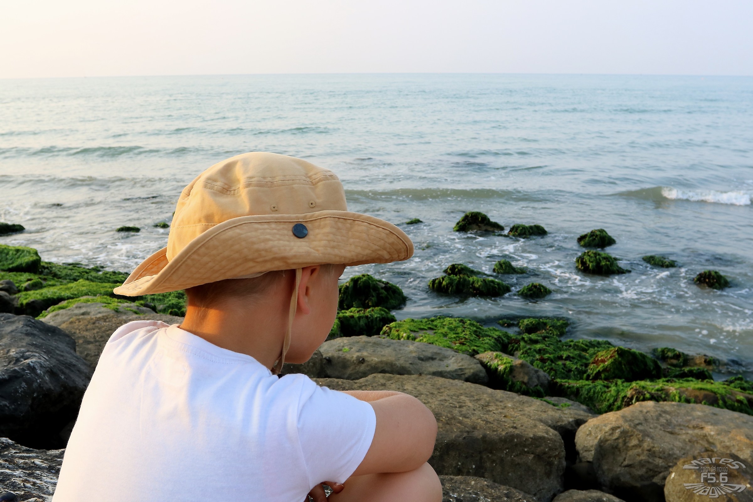 The man (small) and the sea