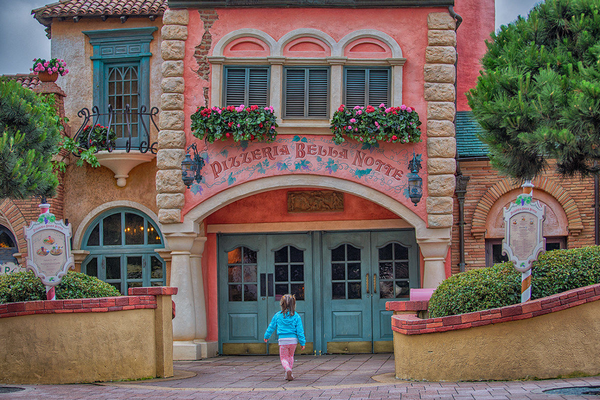 Disneyland Paris at Pizzeria
