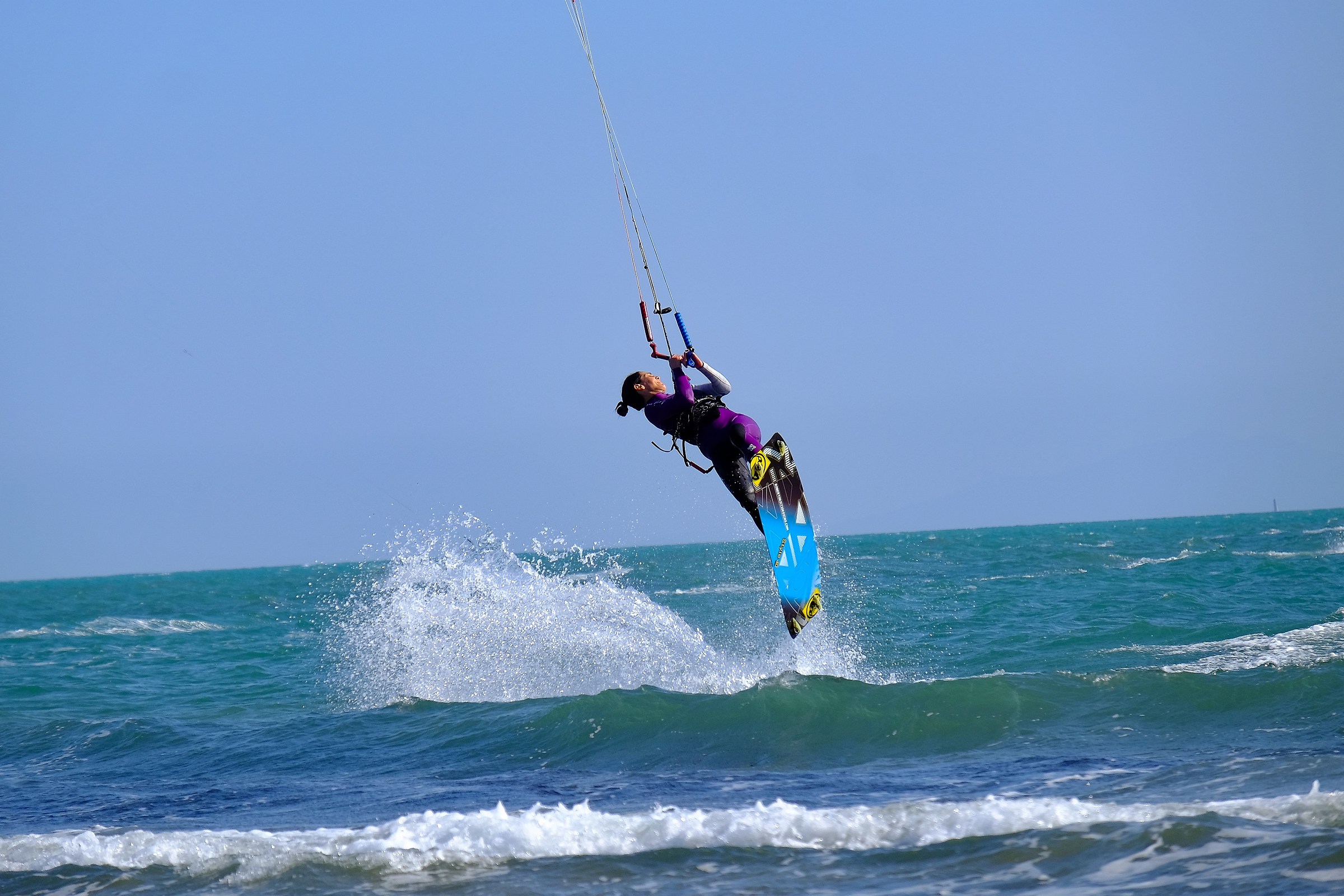 kite surfing