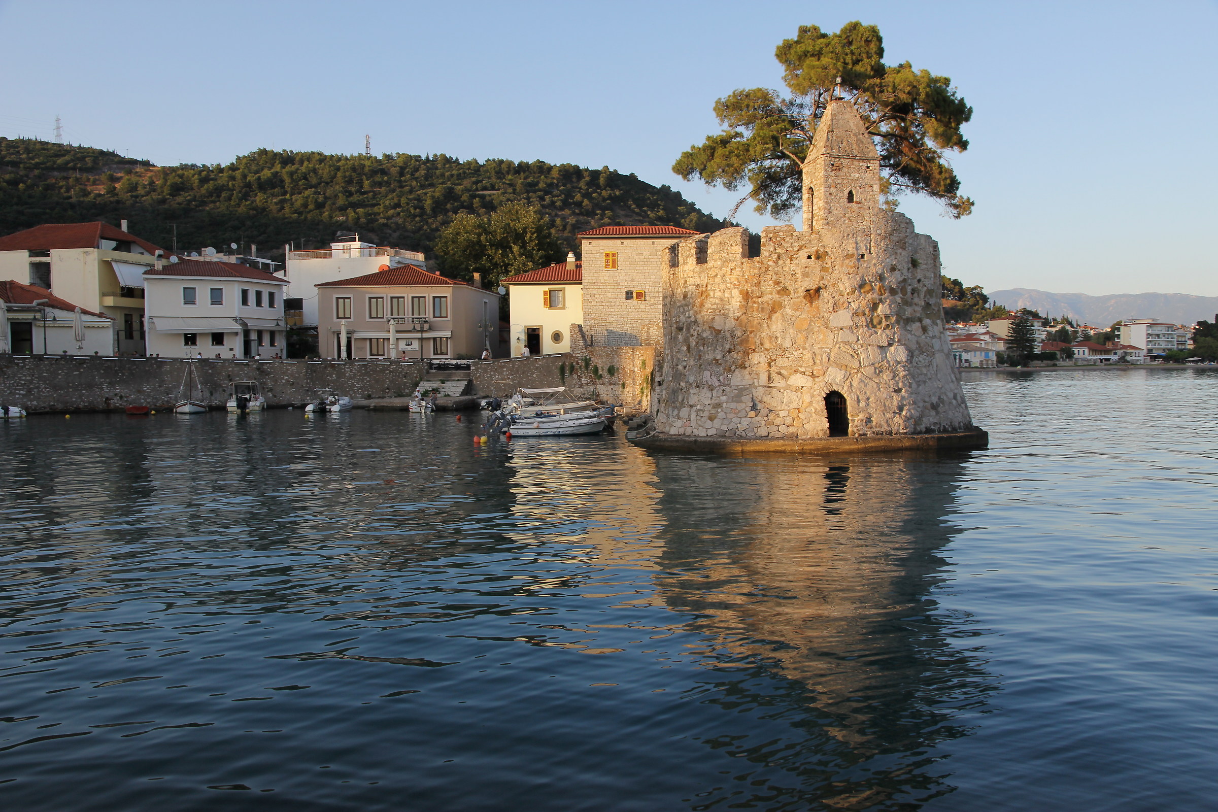 Nafpaktos - Part of the port (2)