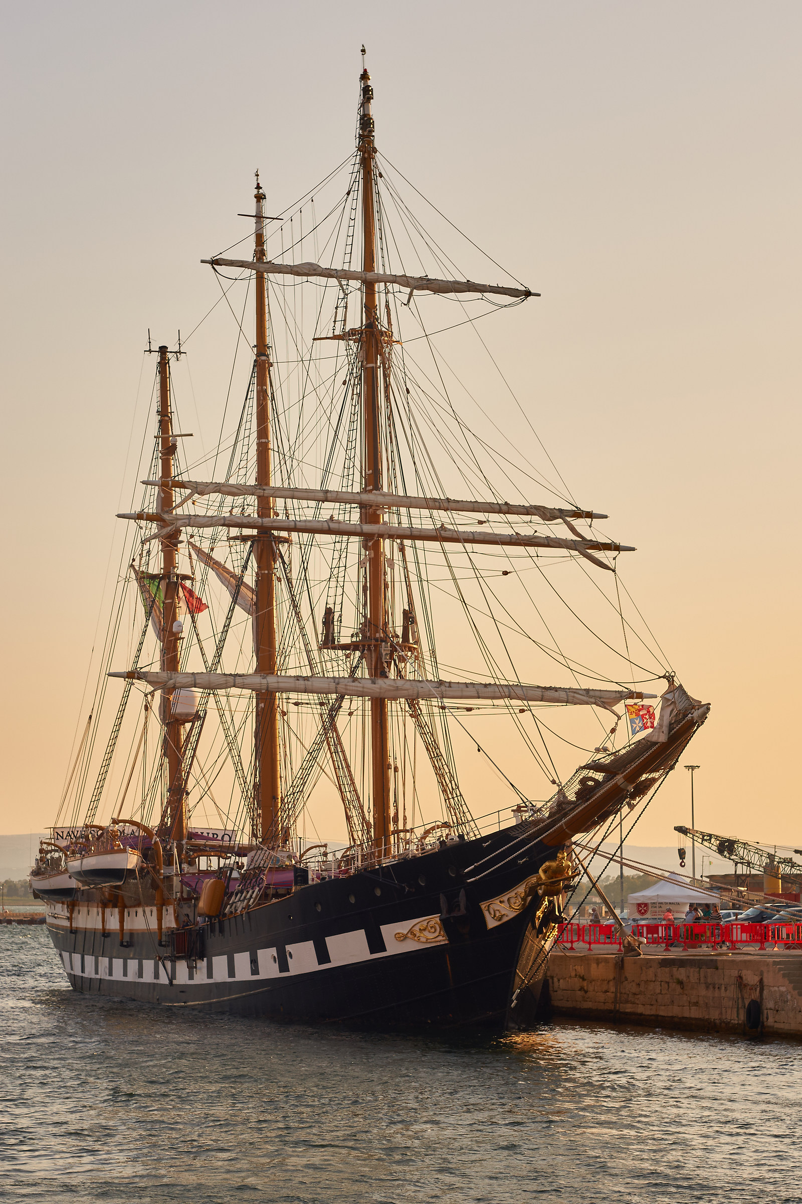 School ship Palinuro