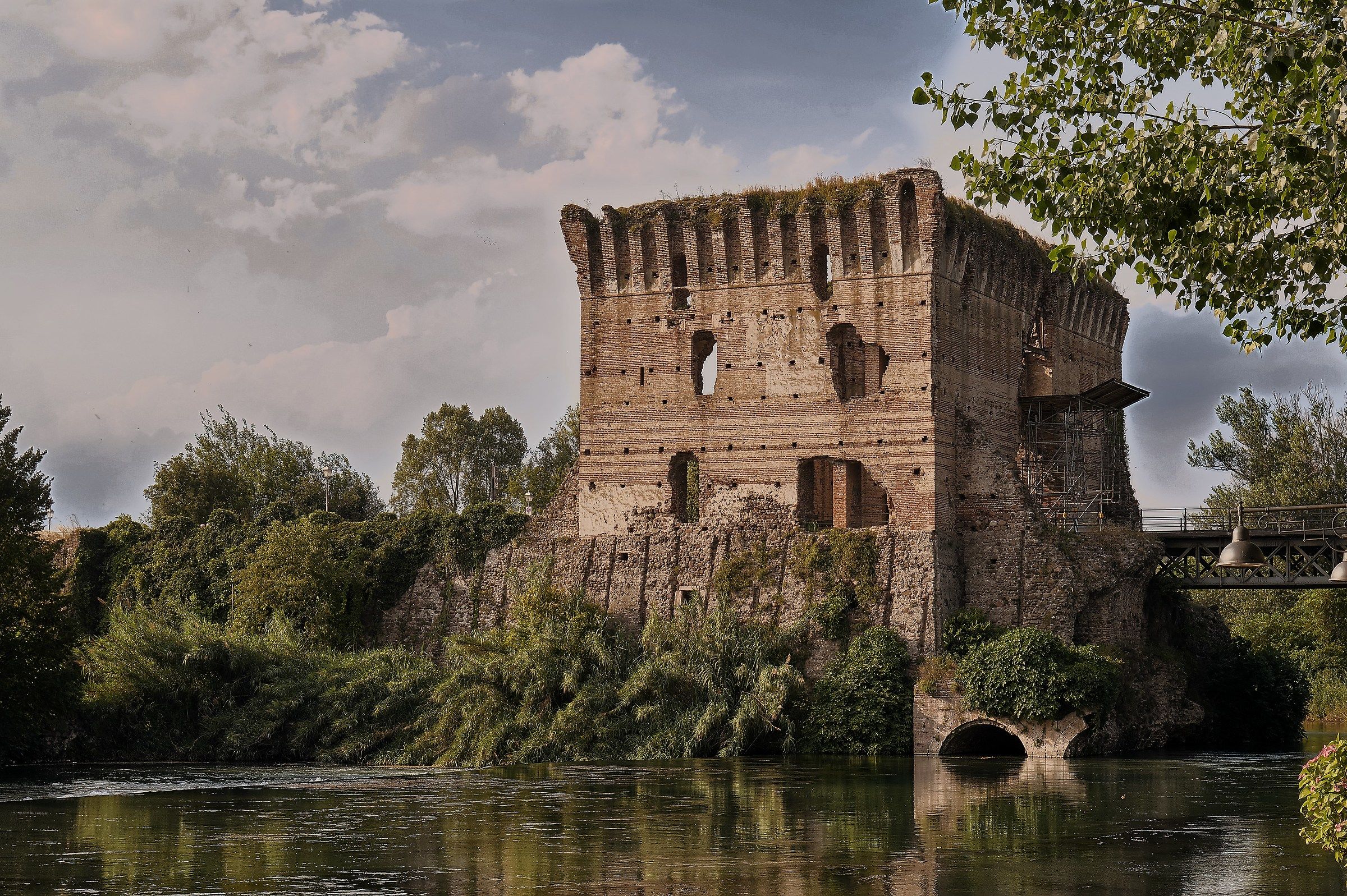 Borghetto Ruins