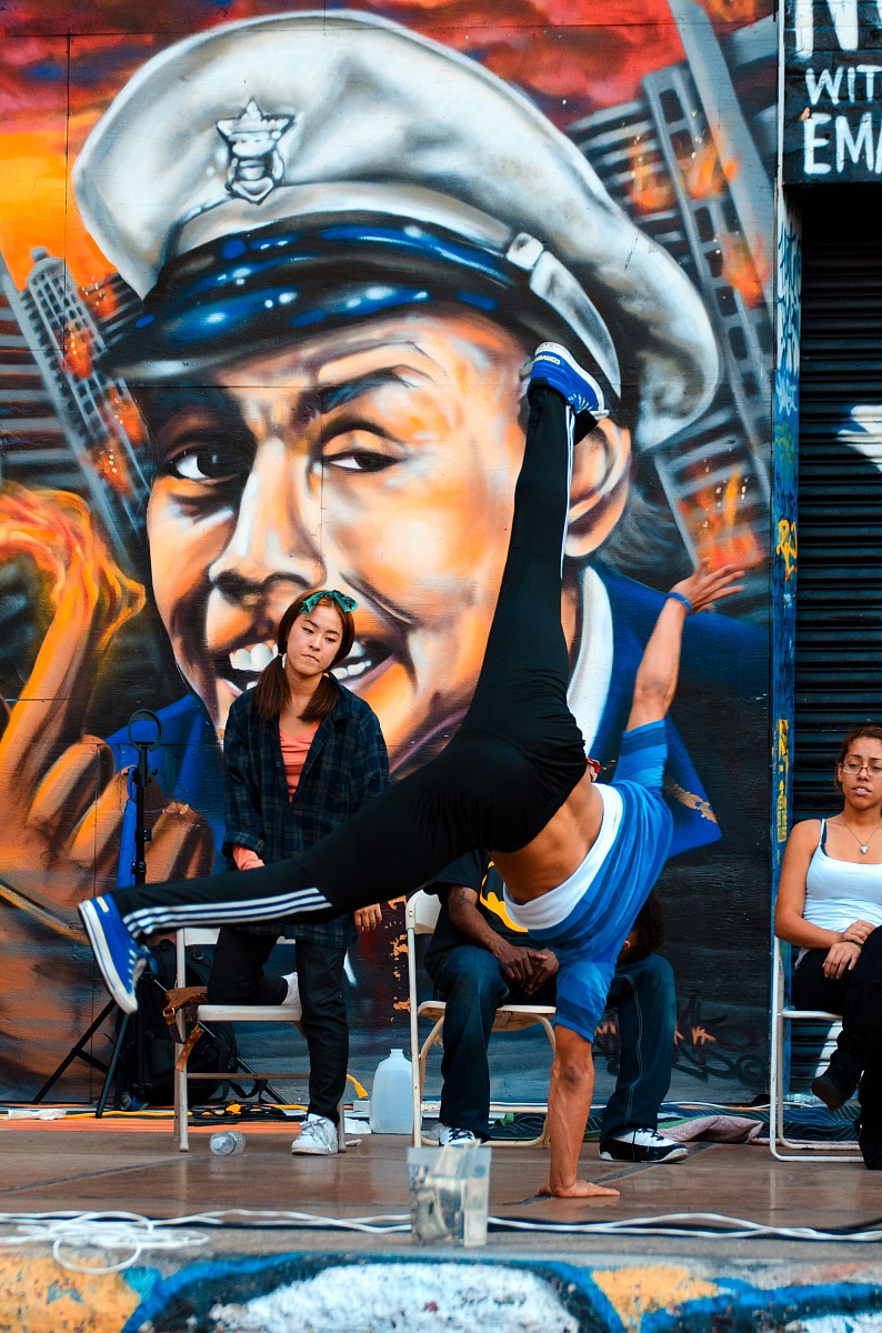 street art and street dance