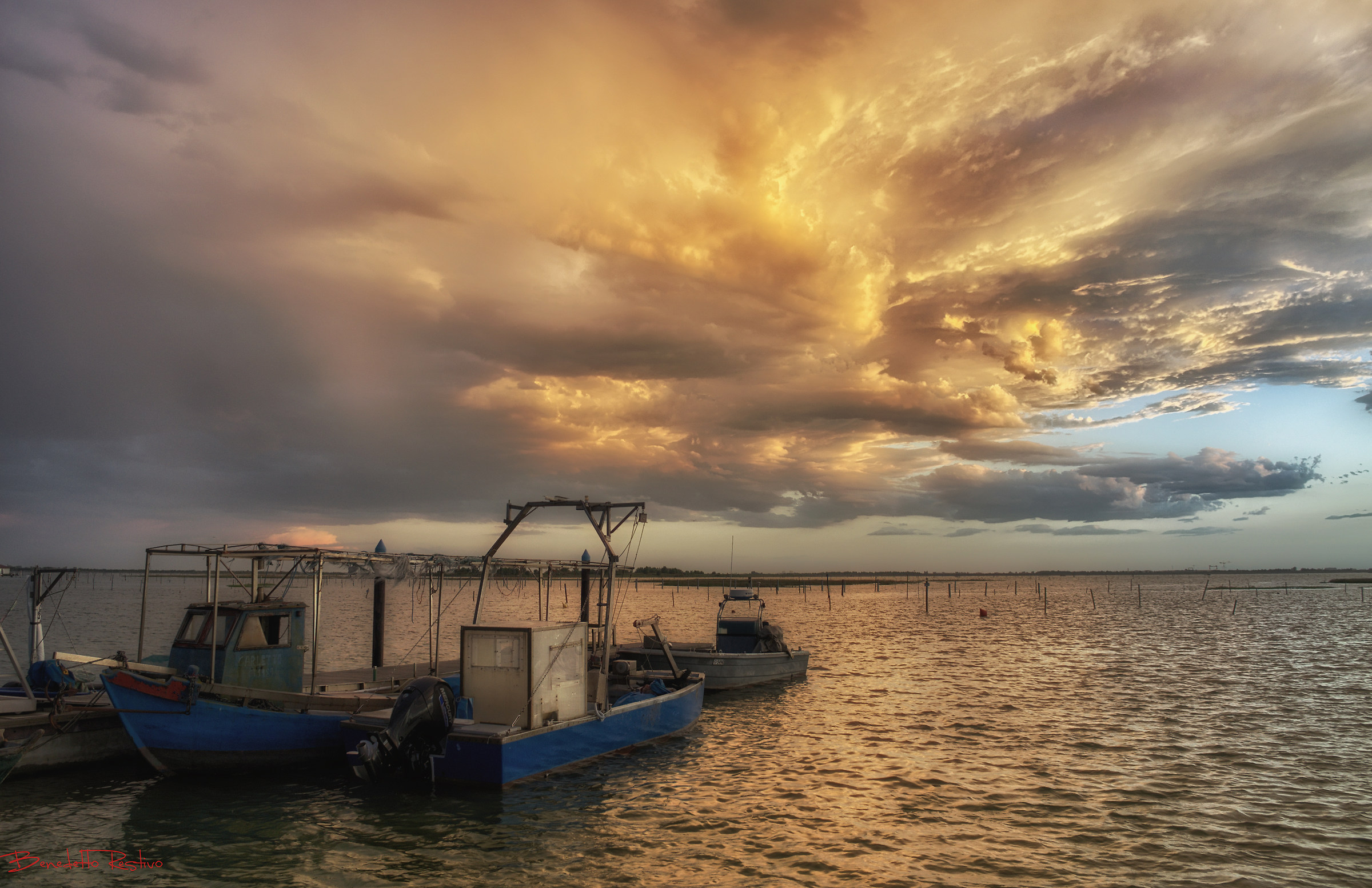 scorcio lagunare al tramonto.....