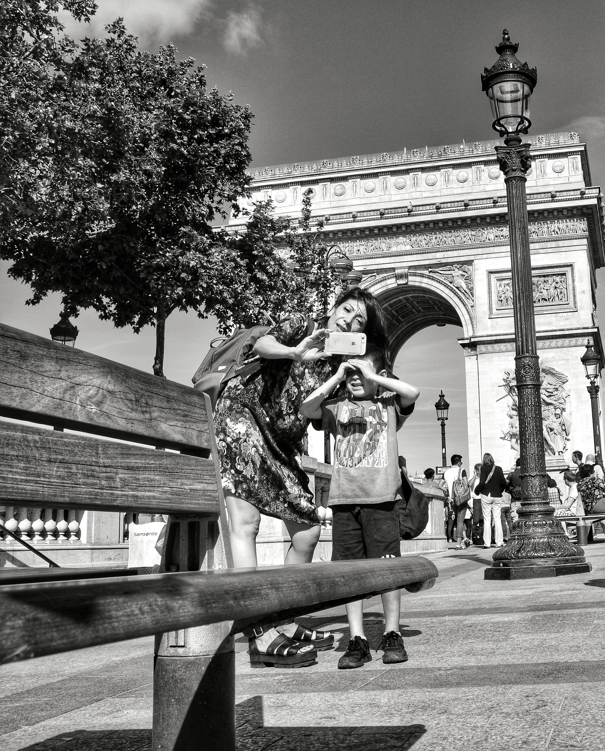 By not cry ...... l 'last