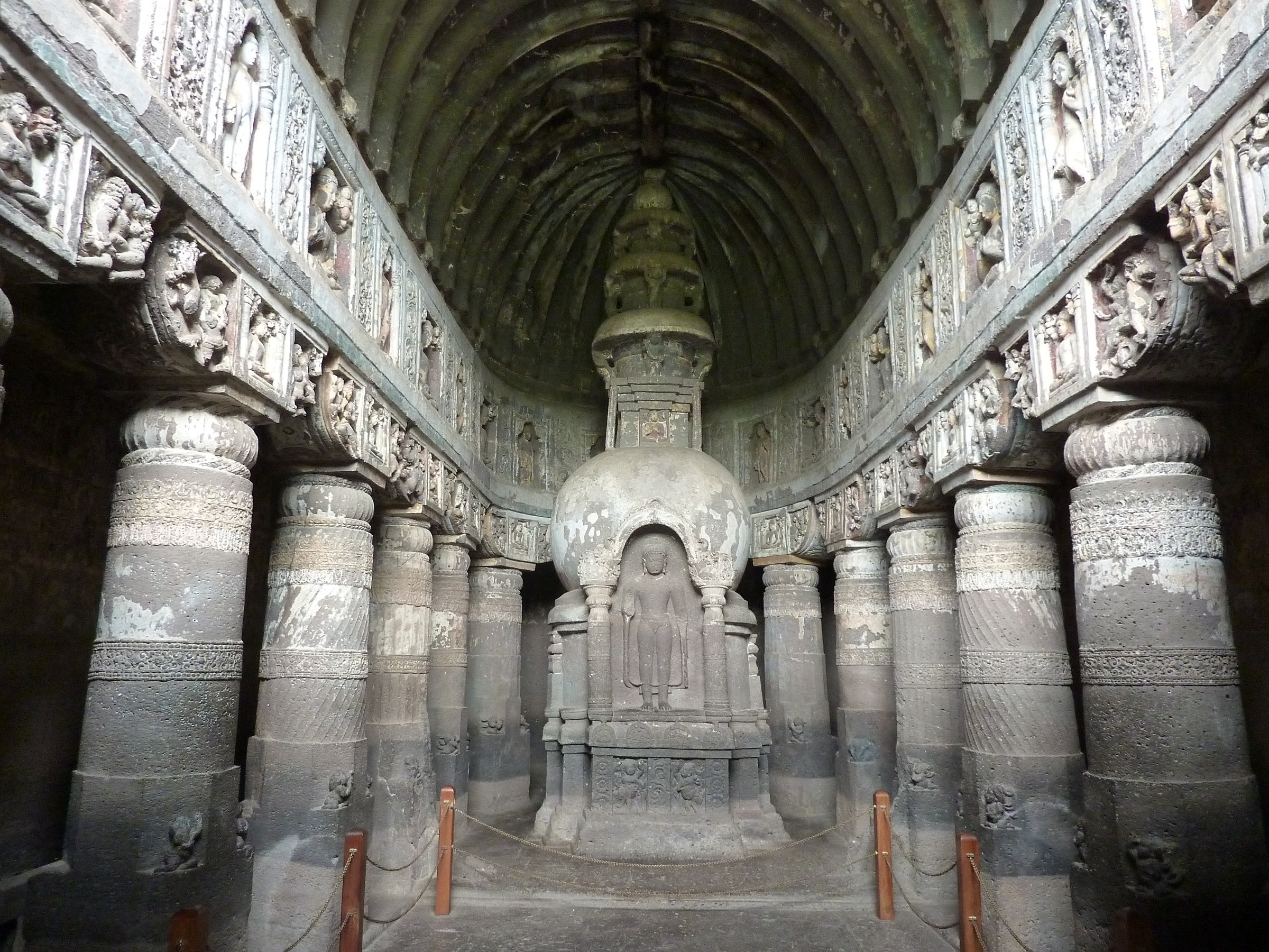 Ajanta_Grotta 19