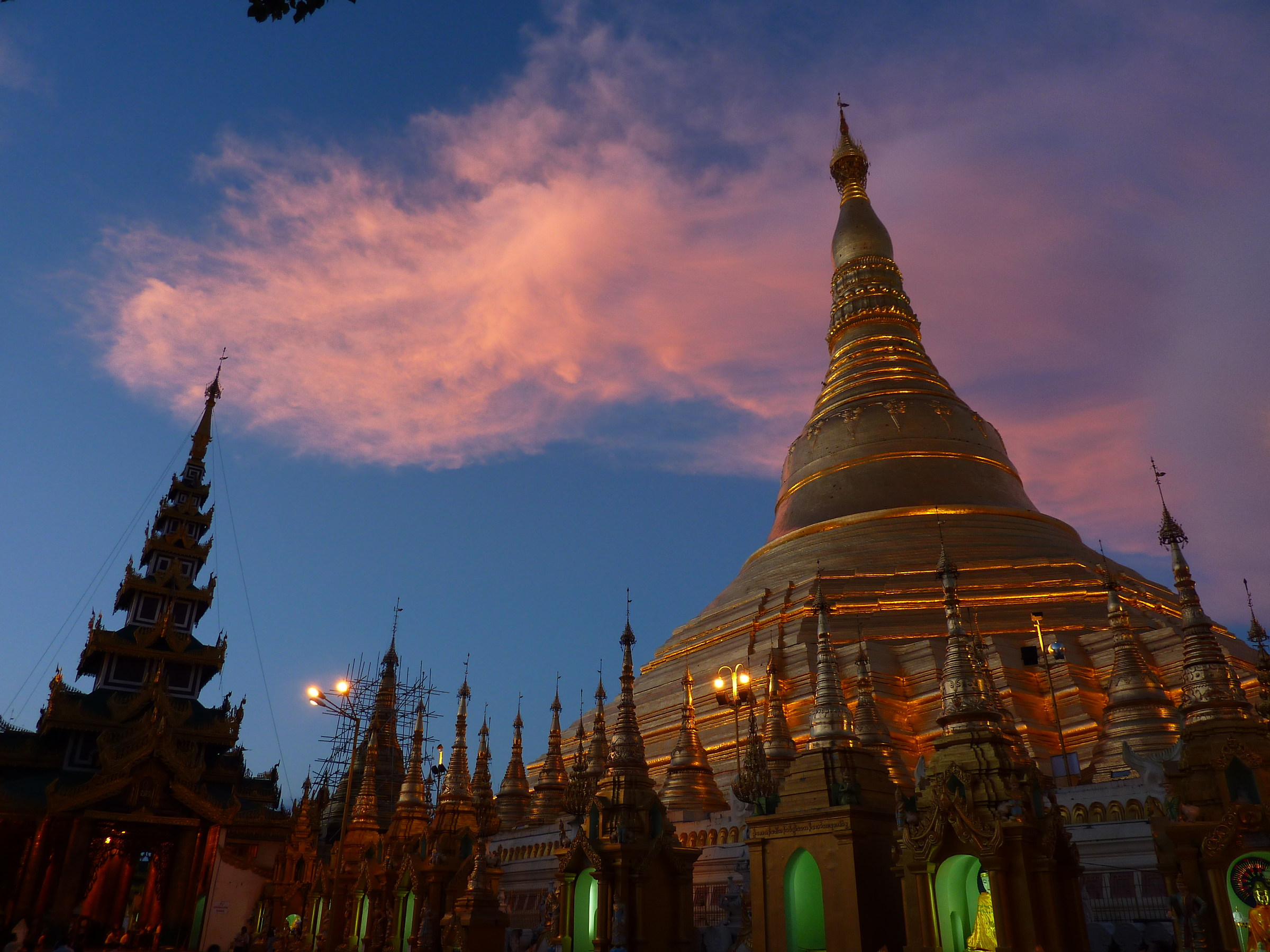 Yangoon_Shwedagon Paya