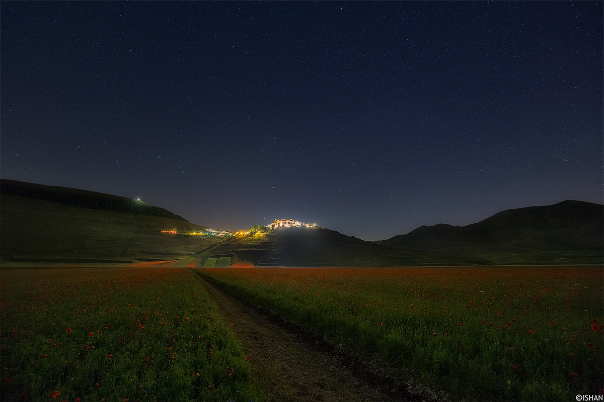Along the streets of Castelluccio