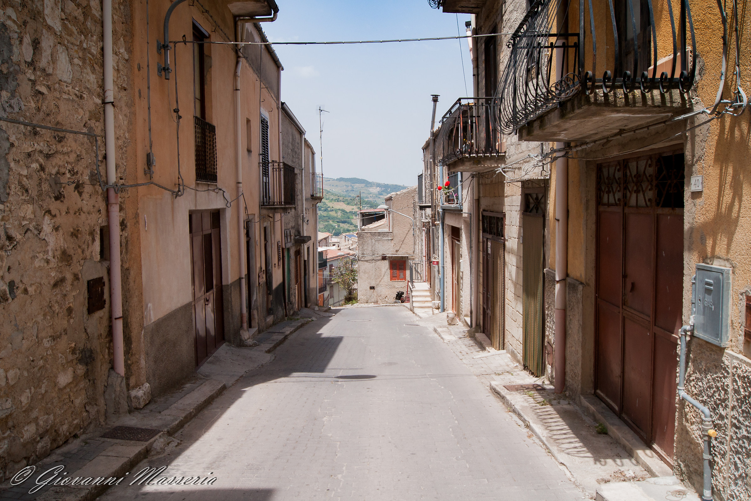 Vicolo con scorcio